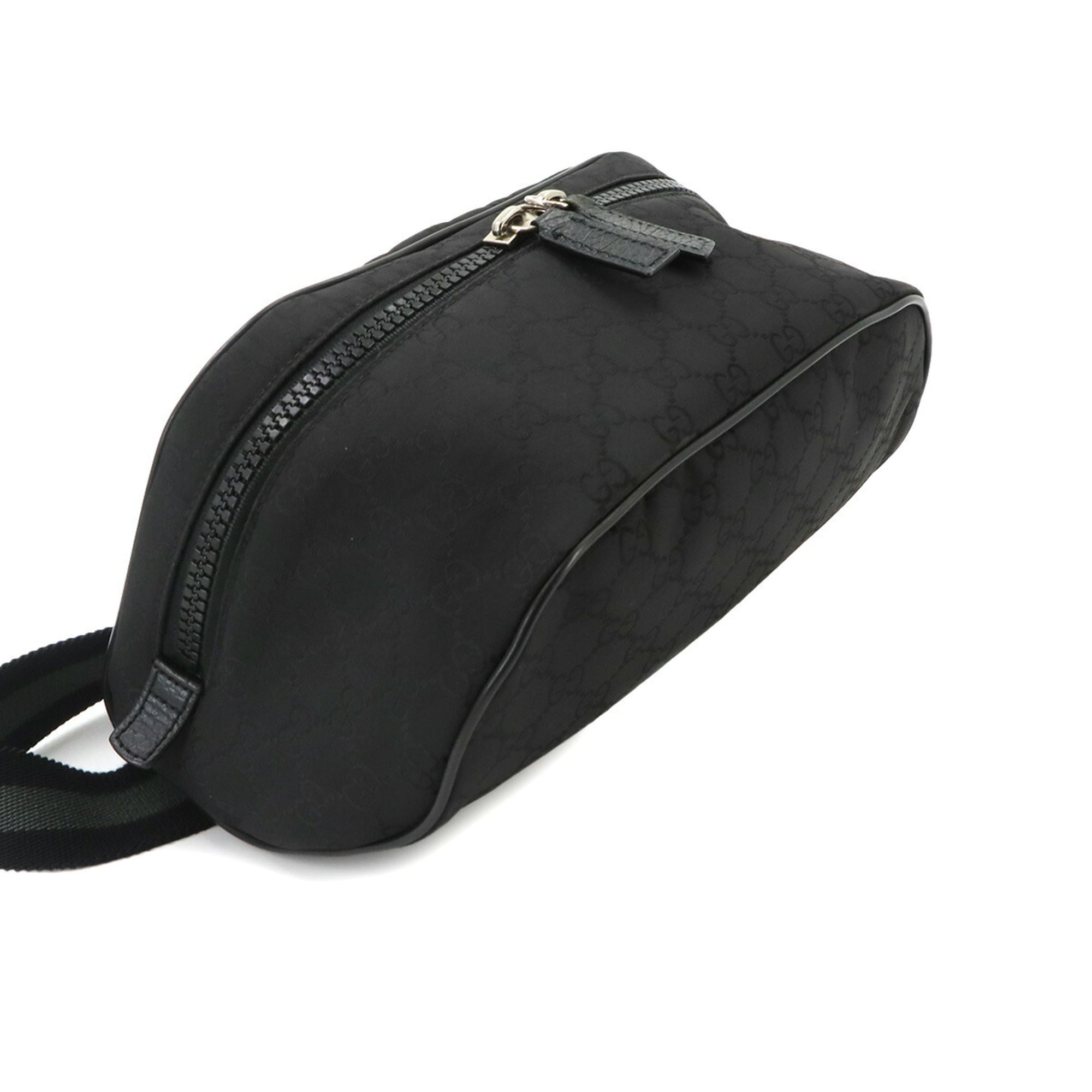Gucci Black Nylon Leather Crossbody Bag Sling Bag (Pre-Owned)