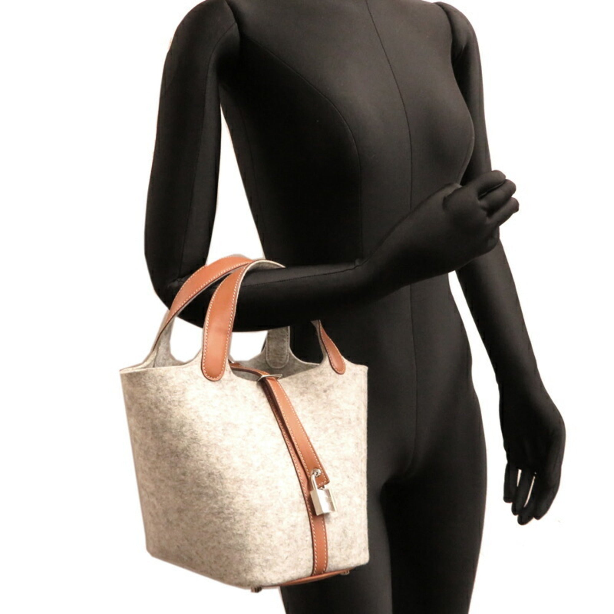 Hermes Gold Felt Swift Leather Handbag (Pre-Owned)