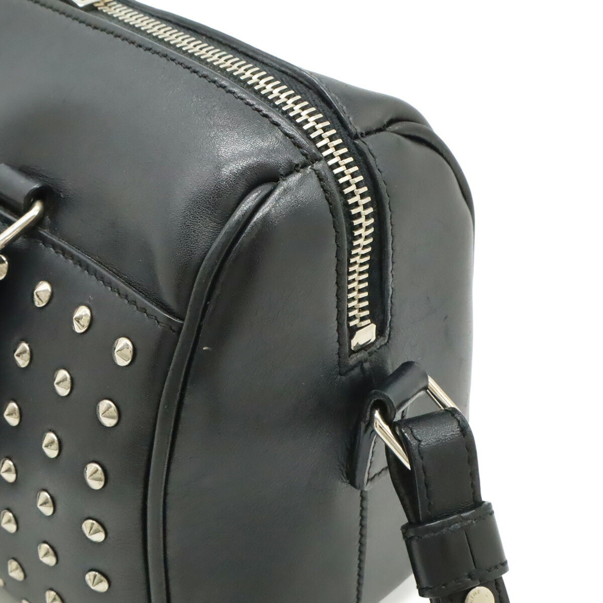Yves Saint Laurent Black Leather Handbag (Pre-Owned)