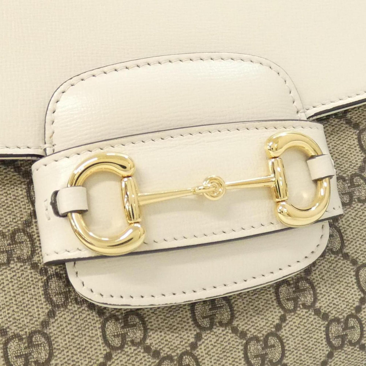 Gucci Beige White Gg Supreme Canvas Leather Handbag (Pre-Owned)
