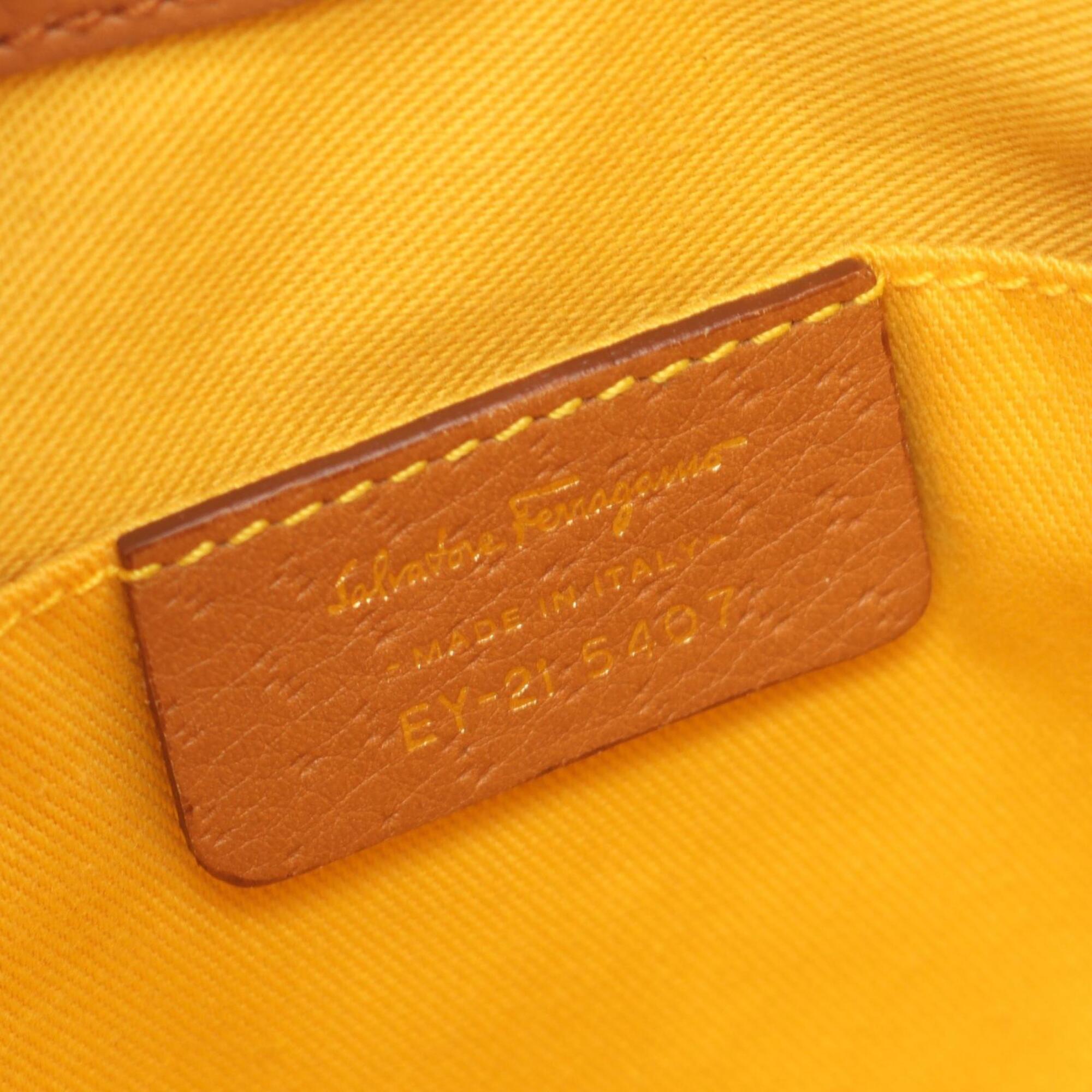 Salvatore Ferragamo Brown Leather Handbag Shoulder Bag (Pre-Owned)