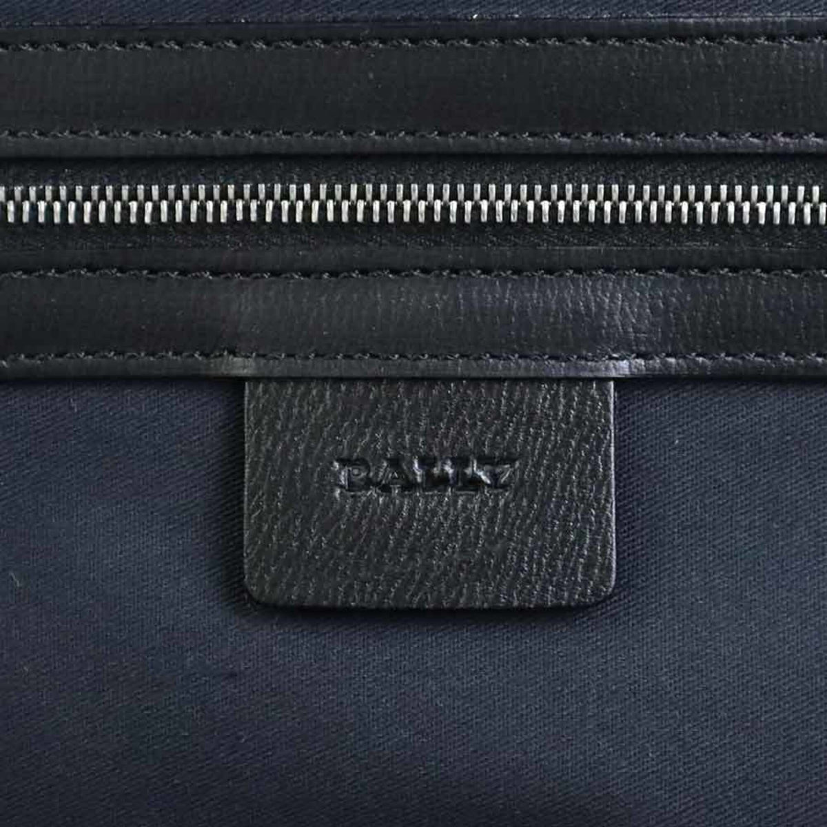 Bally Black Leather Handbag Shoulder Bag (Pre-Owned)