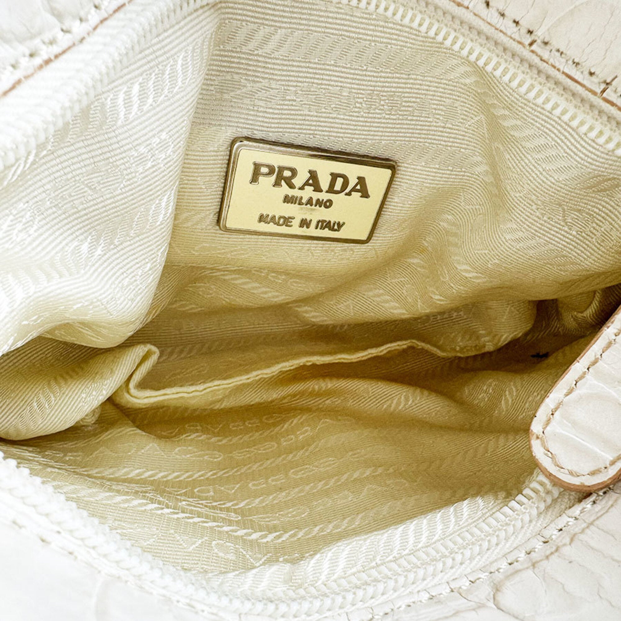 Prada Off-White Leather Handbag (Pre-Owned)