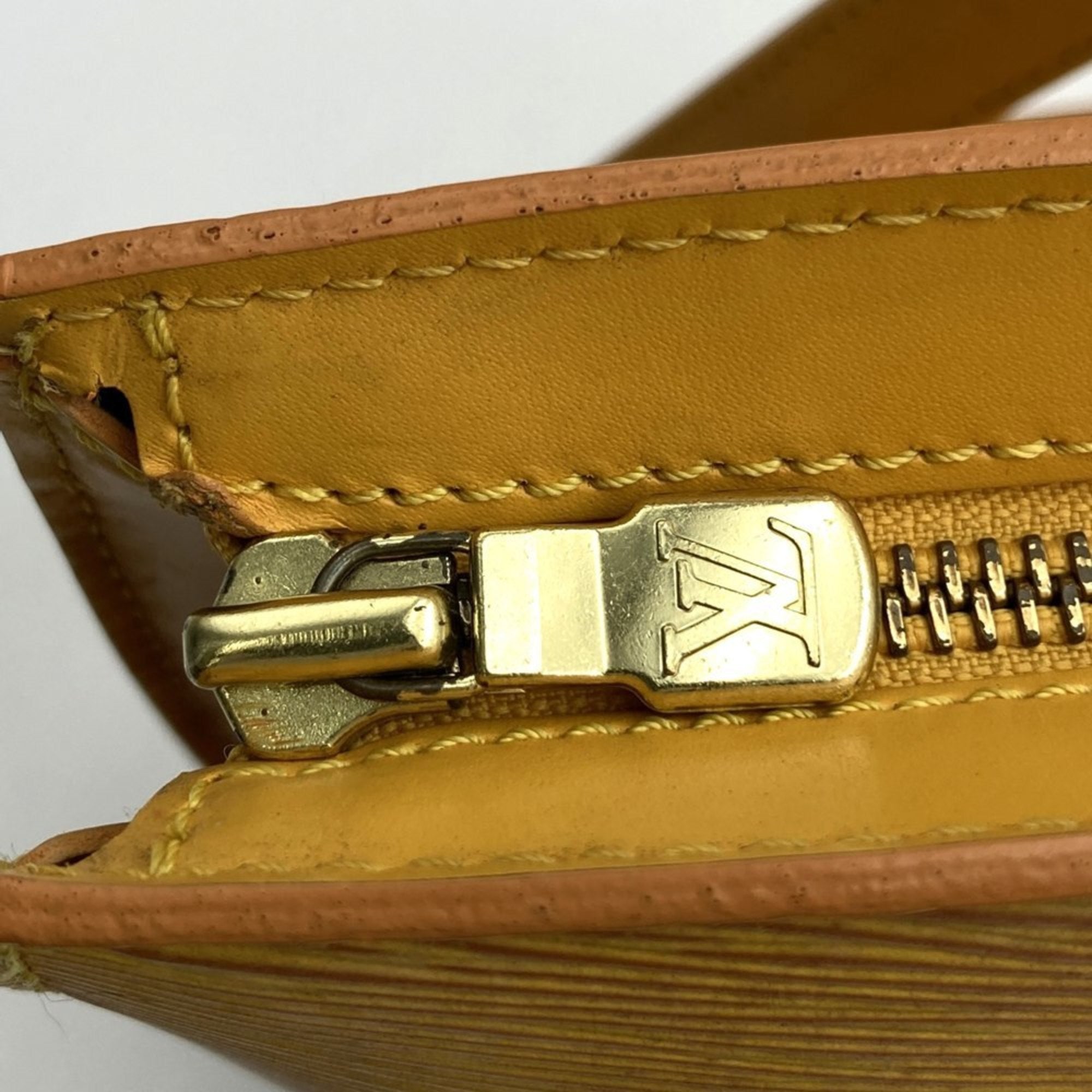 Louis Vuitton Epi Yellow Epi Leather Shoulder Bag (Pre-Owned)