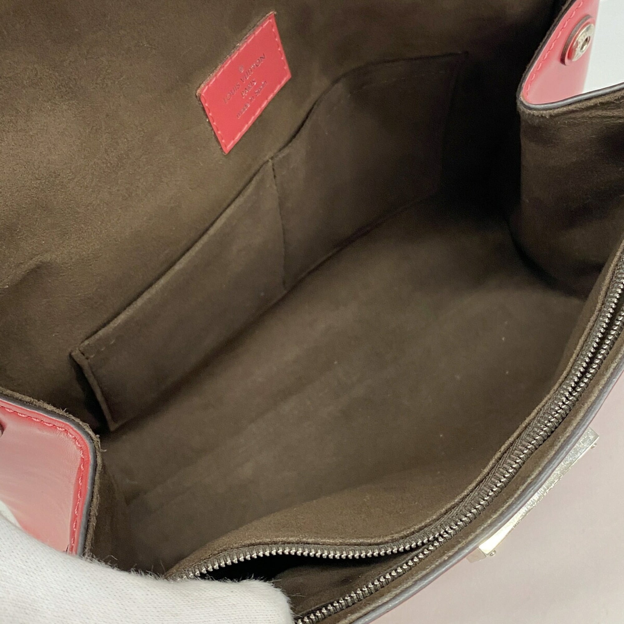 Louis Vuitton Hot Pink Handbag (Pre-Owned)