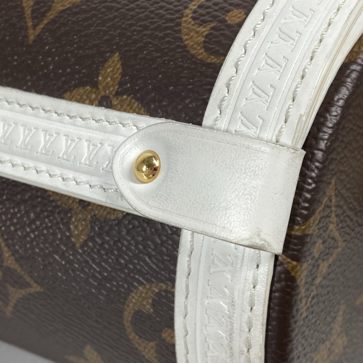 Louis Vuitton Brown White Monogram Canvas Pouch Shoulder Bag (Pre-Owned)