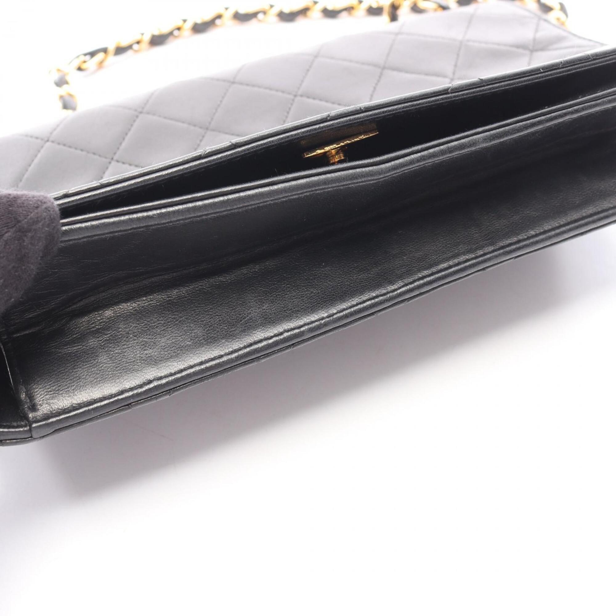 Chanel Black Leather Handbag Shoulder Bag (Pre-Owned)