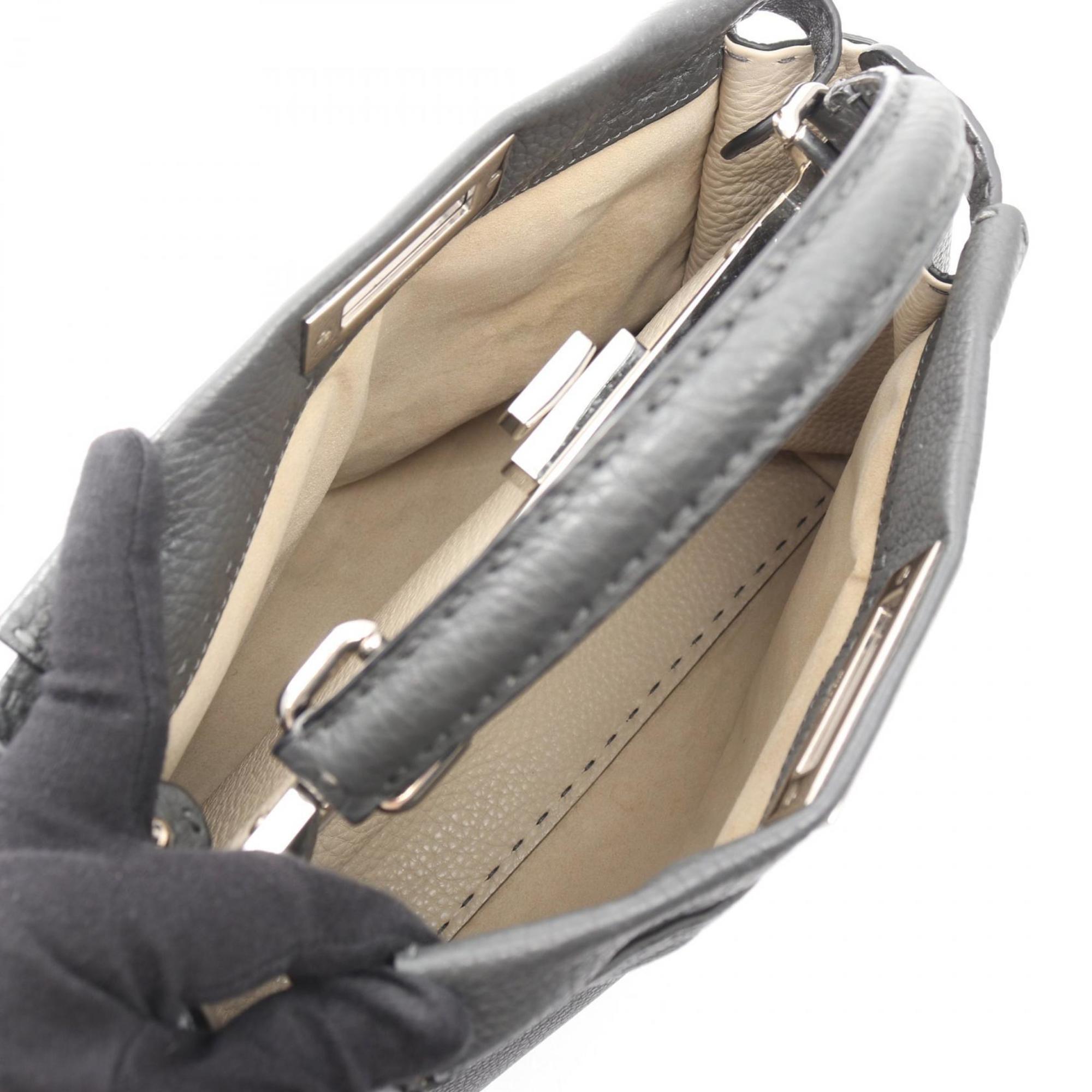 Fendi Gray Leather Handbag (Pre-Owned)