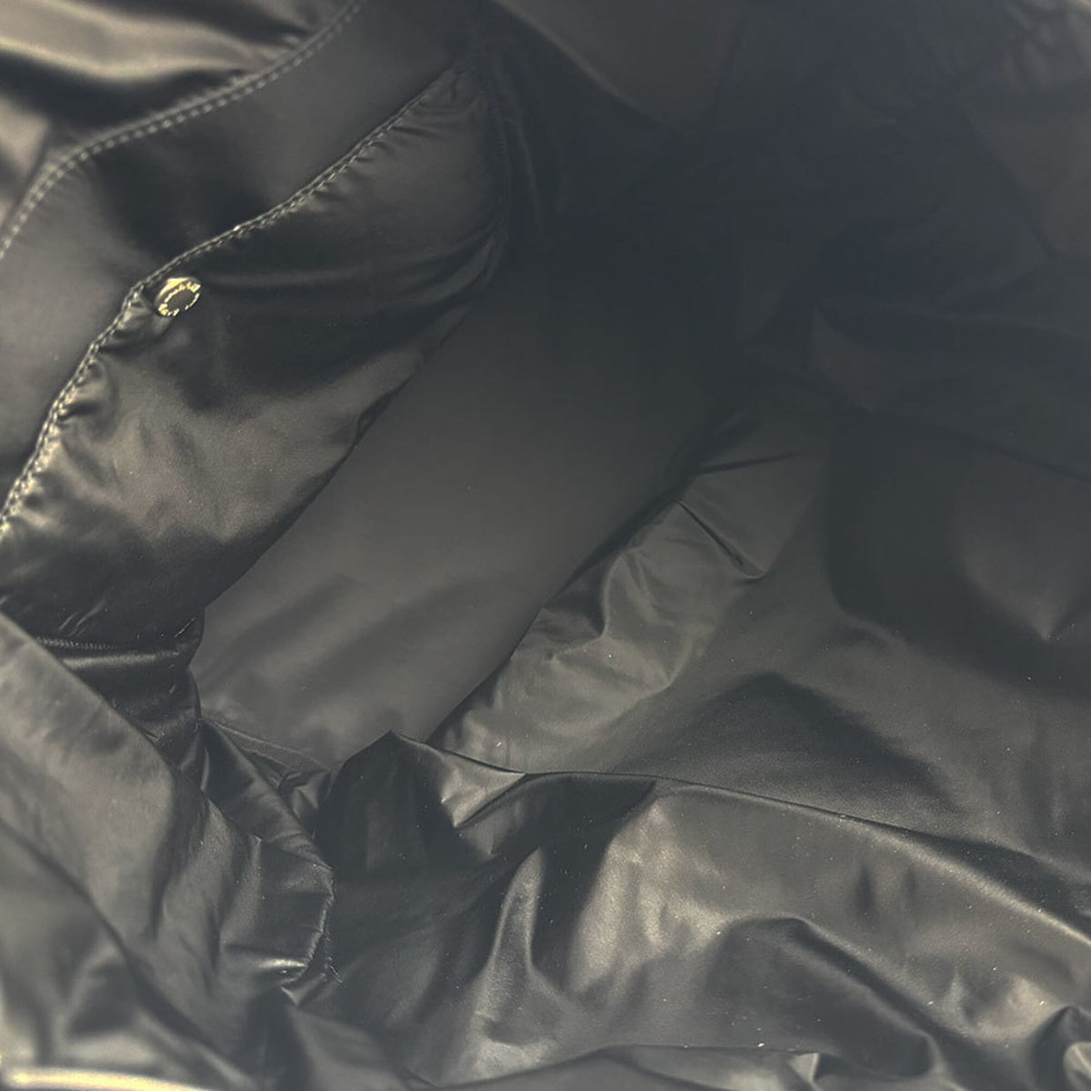 Saint Laurent Black Nylon Shoulder Bag (Pre-Owned)