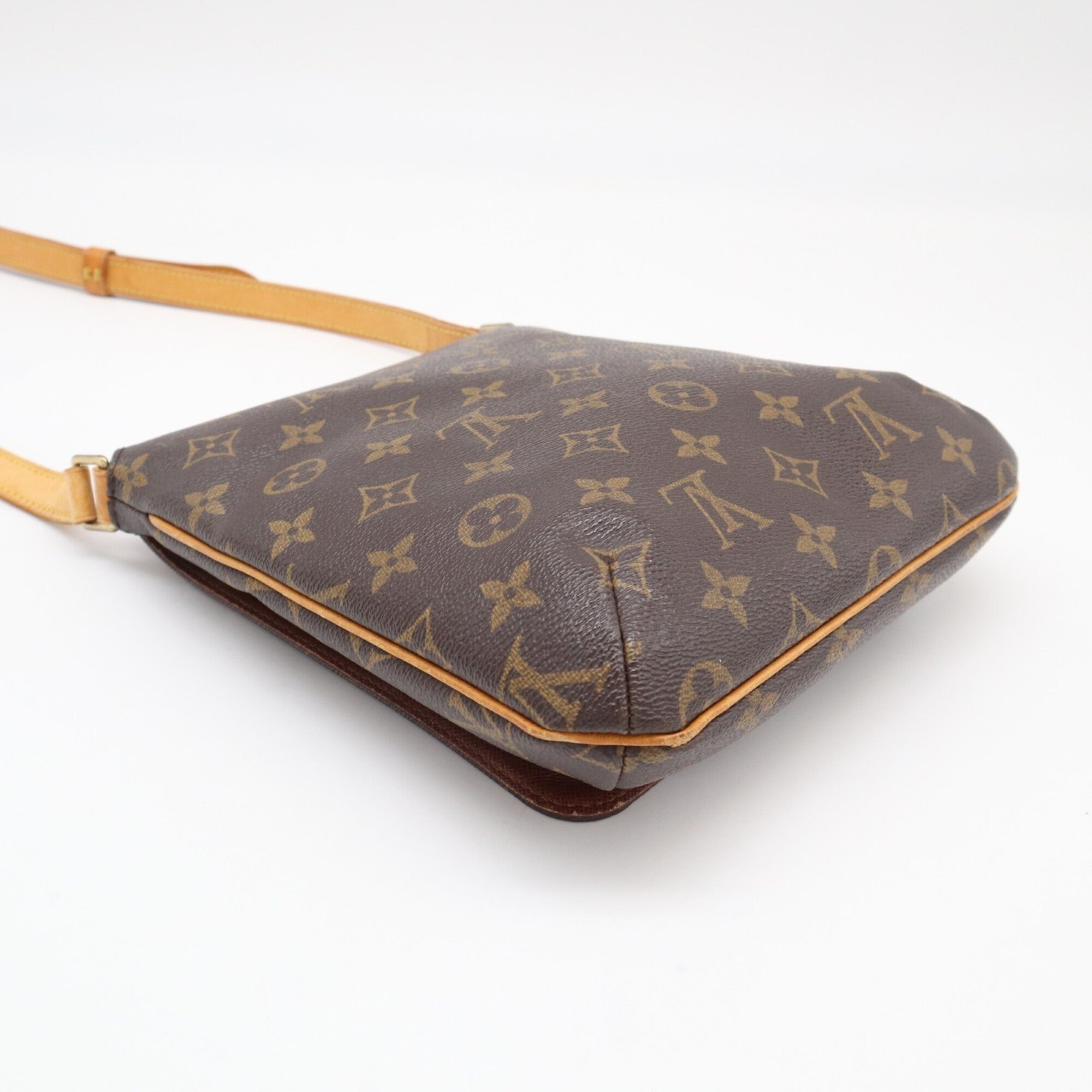 Louis Vuitton Beige Brown Coated Canvas Leather Shoulder Bag (Pre-Owned)