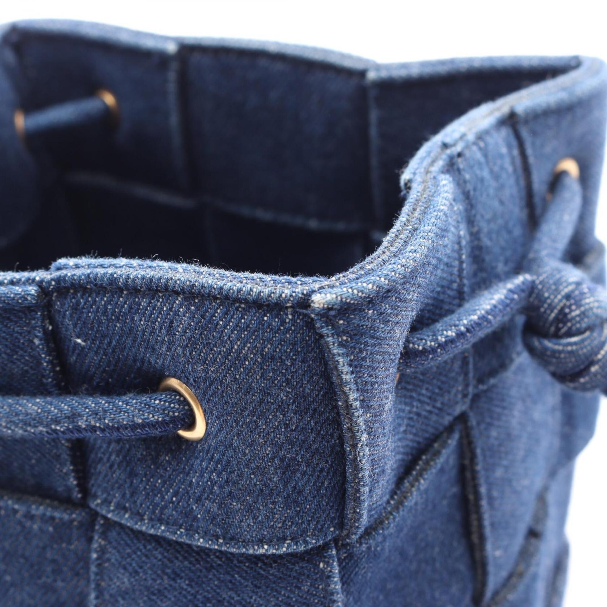 Bottega Veneta Navy Denim Shoulder Bag (Pre-Owned)