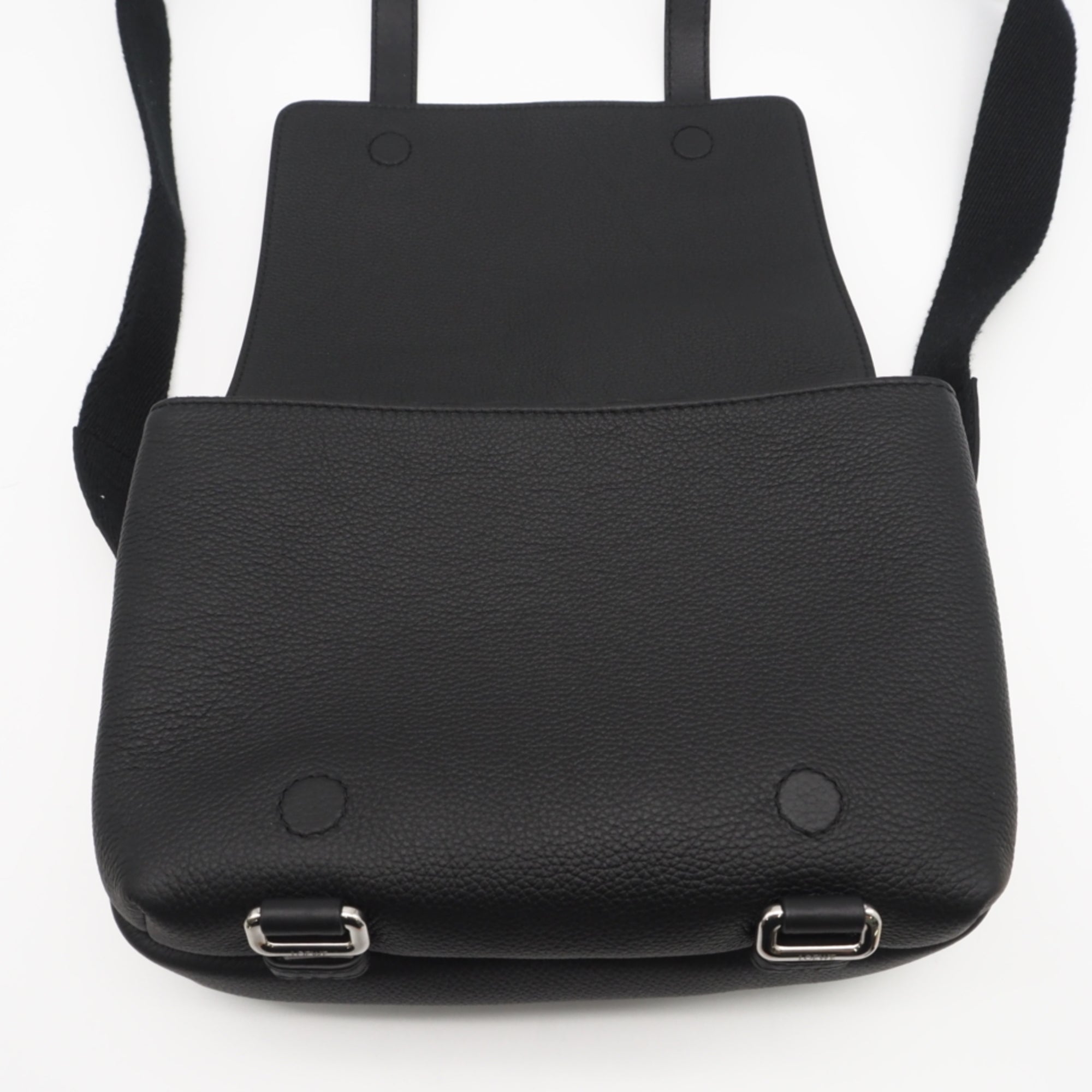Loewe Black Leather Messenger Bag Shoulder Bag (Pre-Owned)