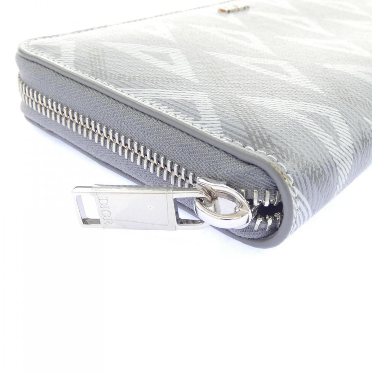 Christian Dior Gray Long Wallet (Bi-Fold) (Pre-Owned)