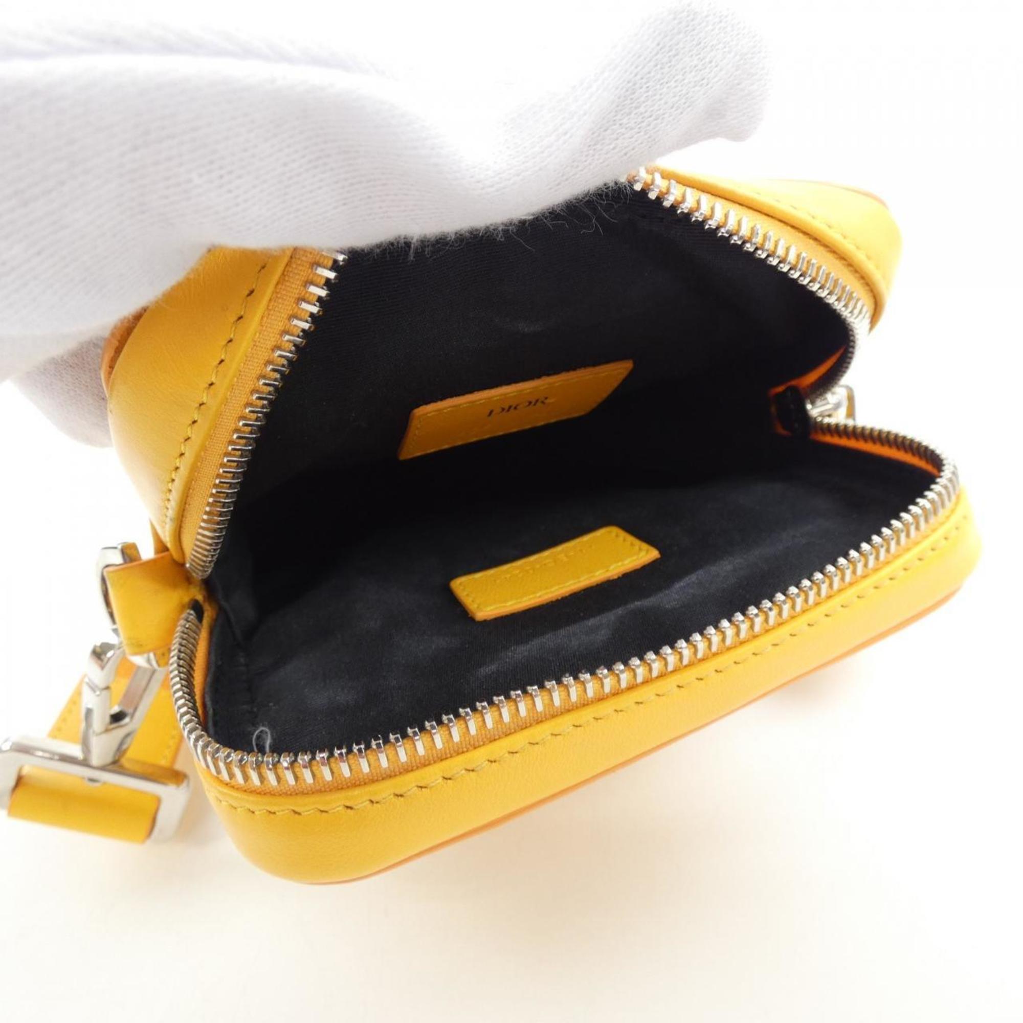 Christian Dior Yellow Handbag (Pre-Owned)
