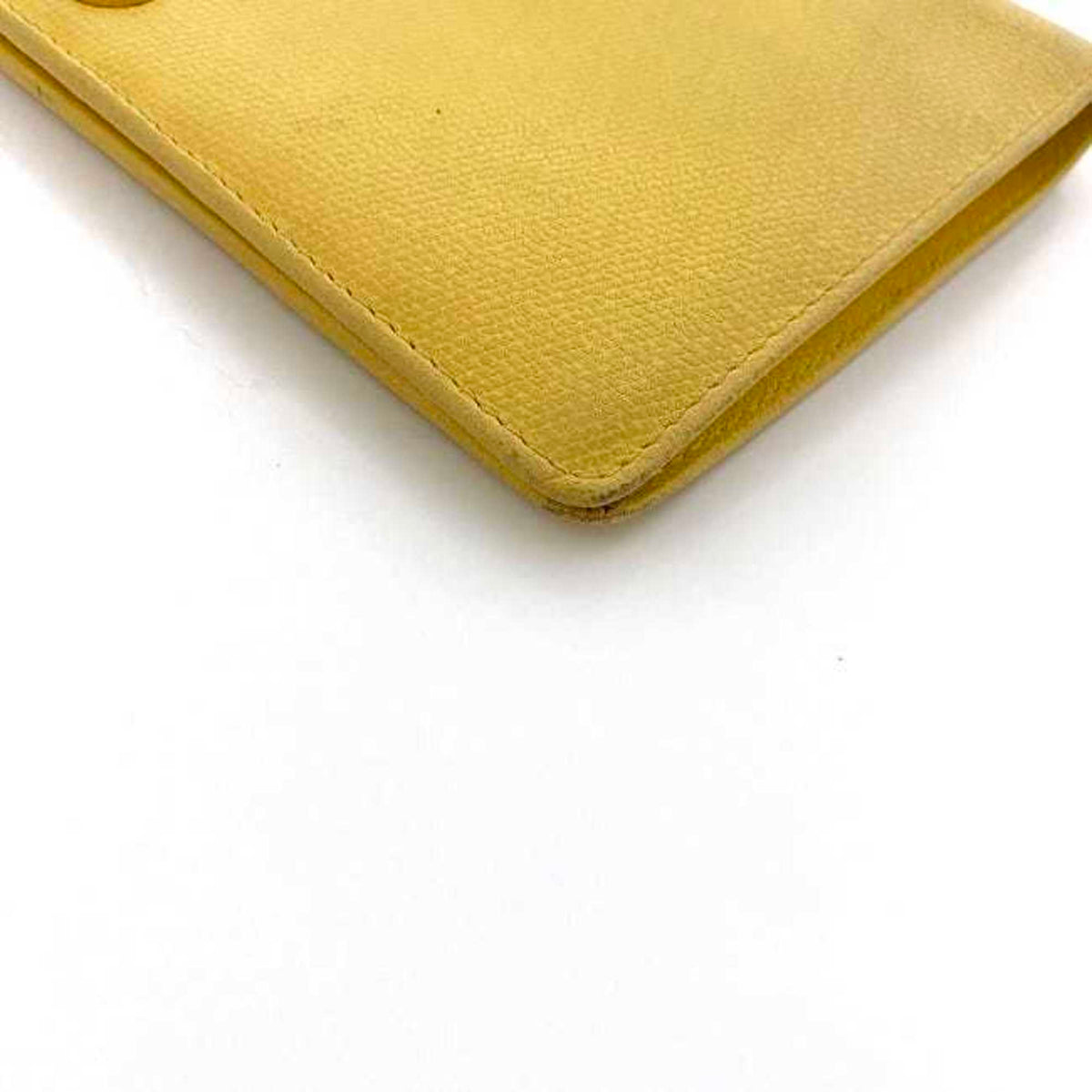 Chanel Yellow Leather Long Wallet (Bi-Fold) (Pre-Owned)