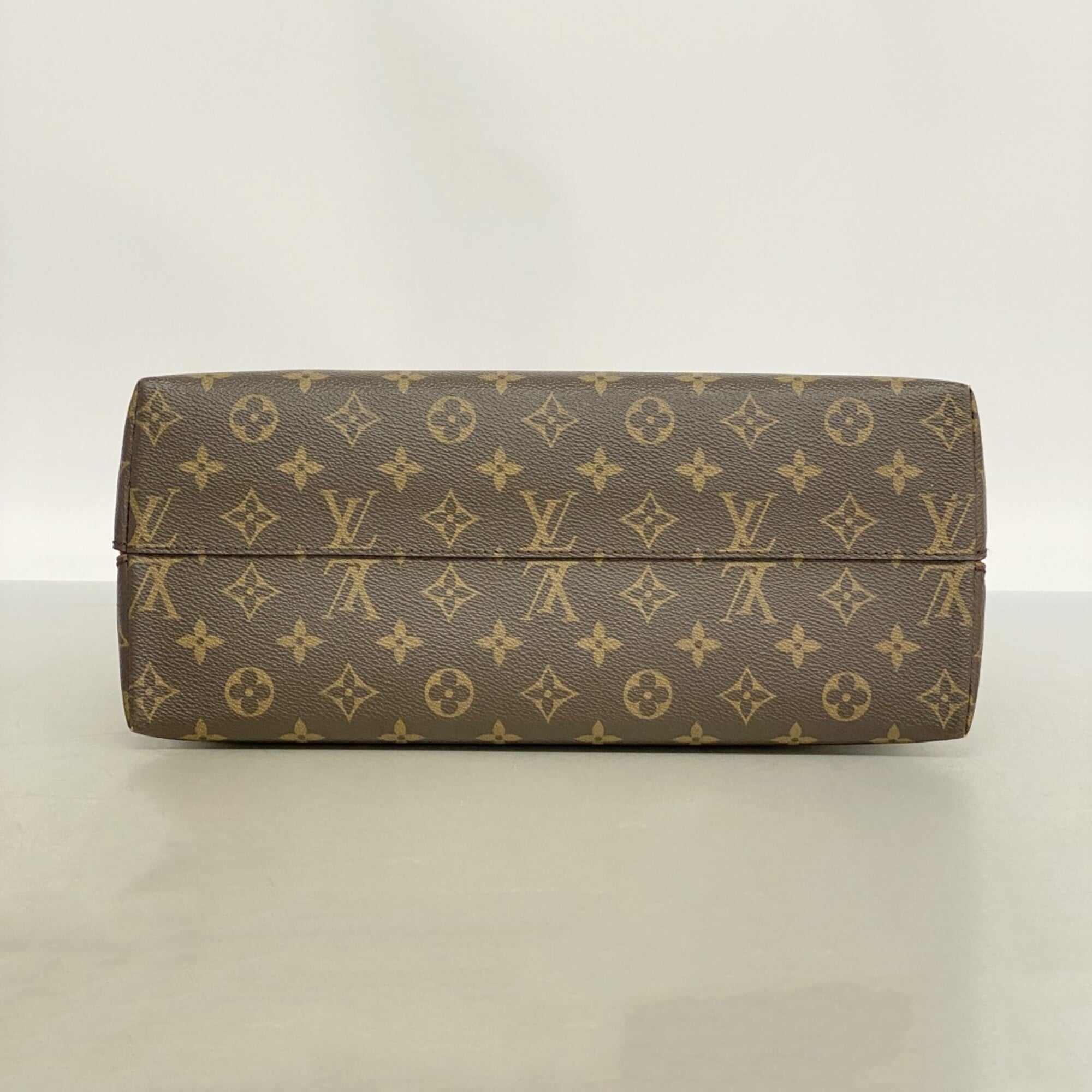 Louis Vuitton Rouge Handbag (Pre-Owned)