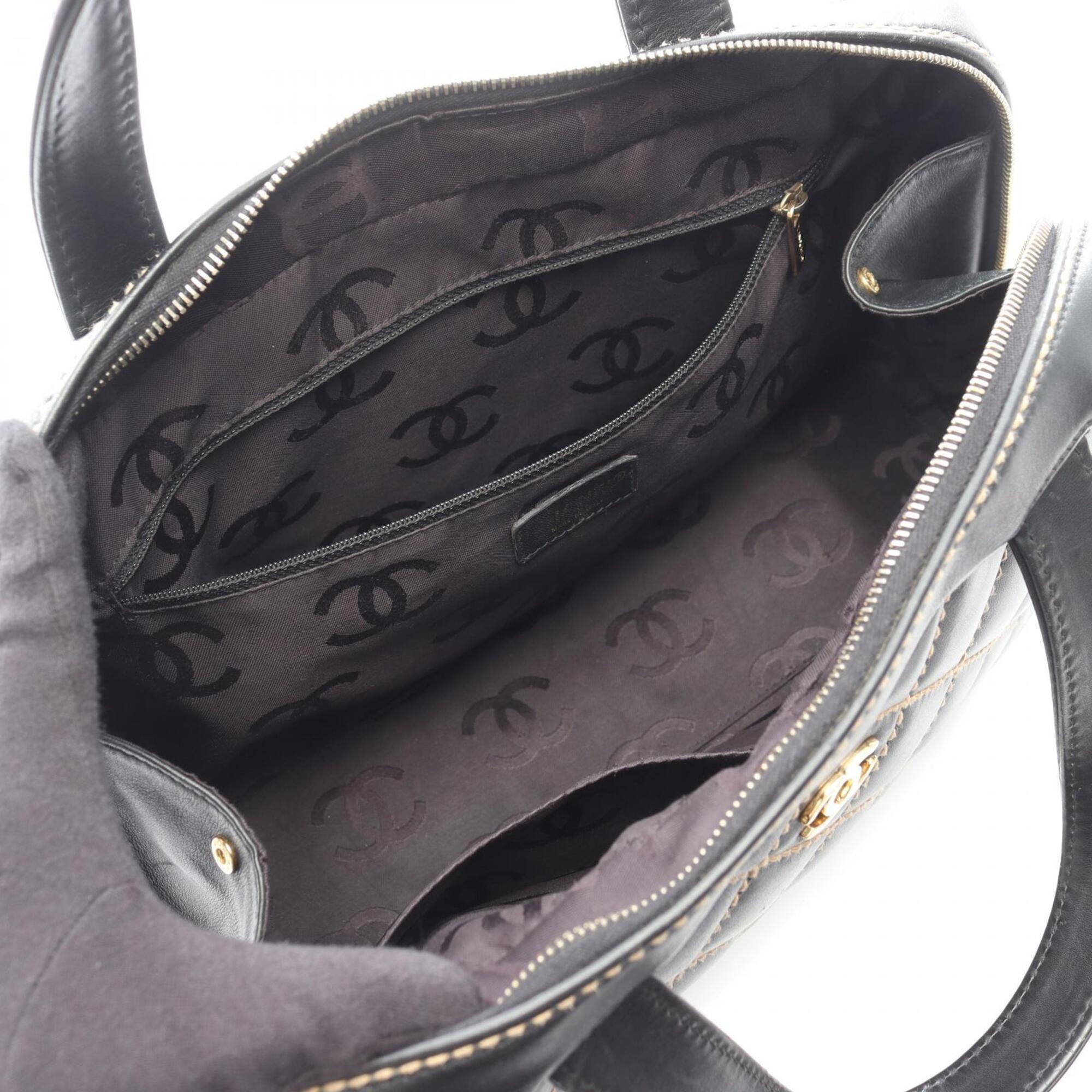 Chanel Wild Stitch Black Leather Handbag (Pre-Owned)