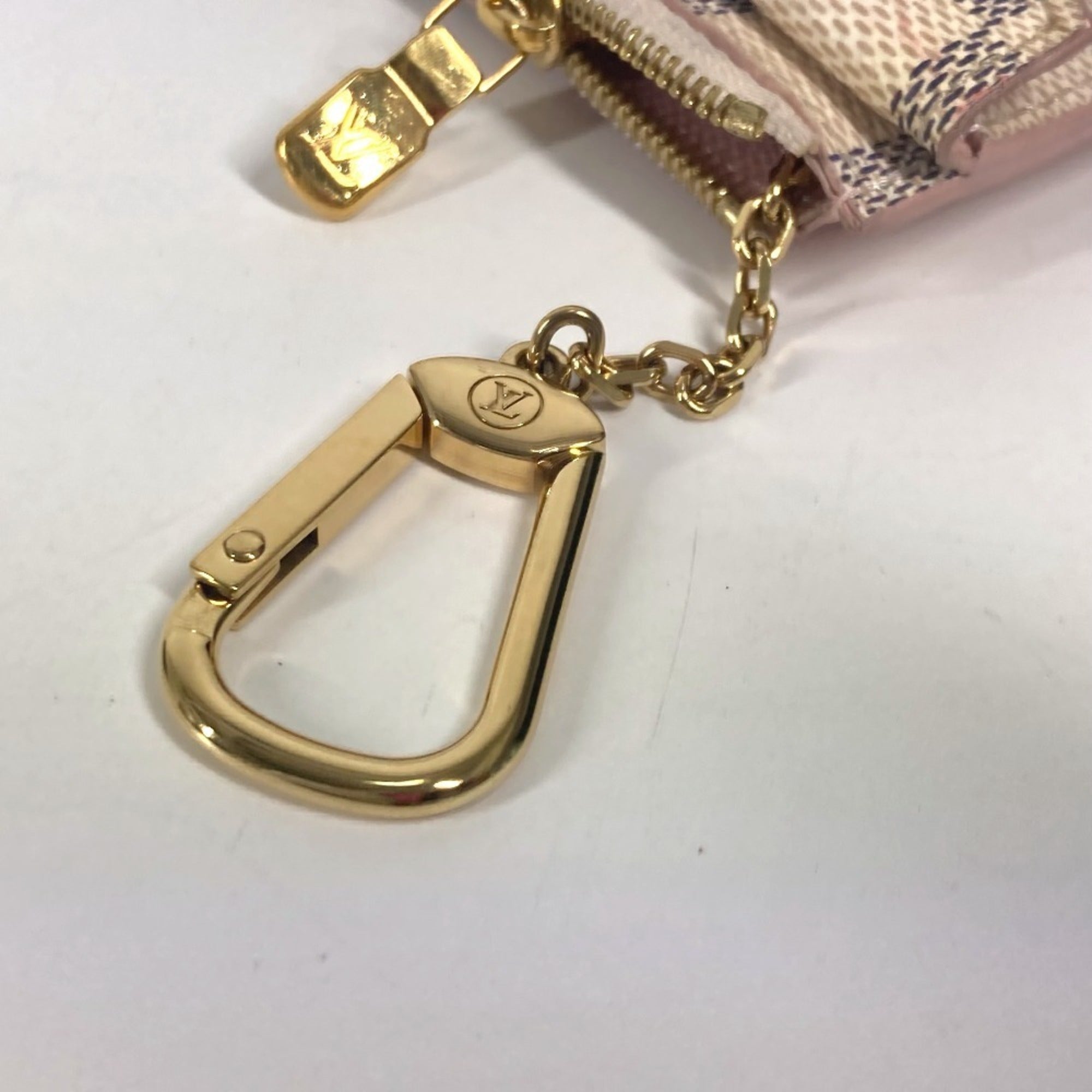 Louis Vuitton Pink White Damier Azur Coin Purse/Coin Case (Pre-Owned)