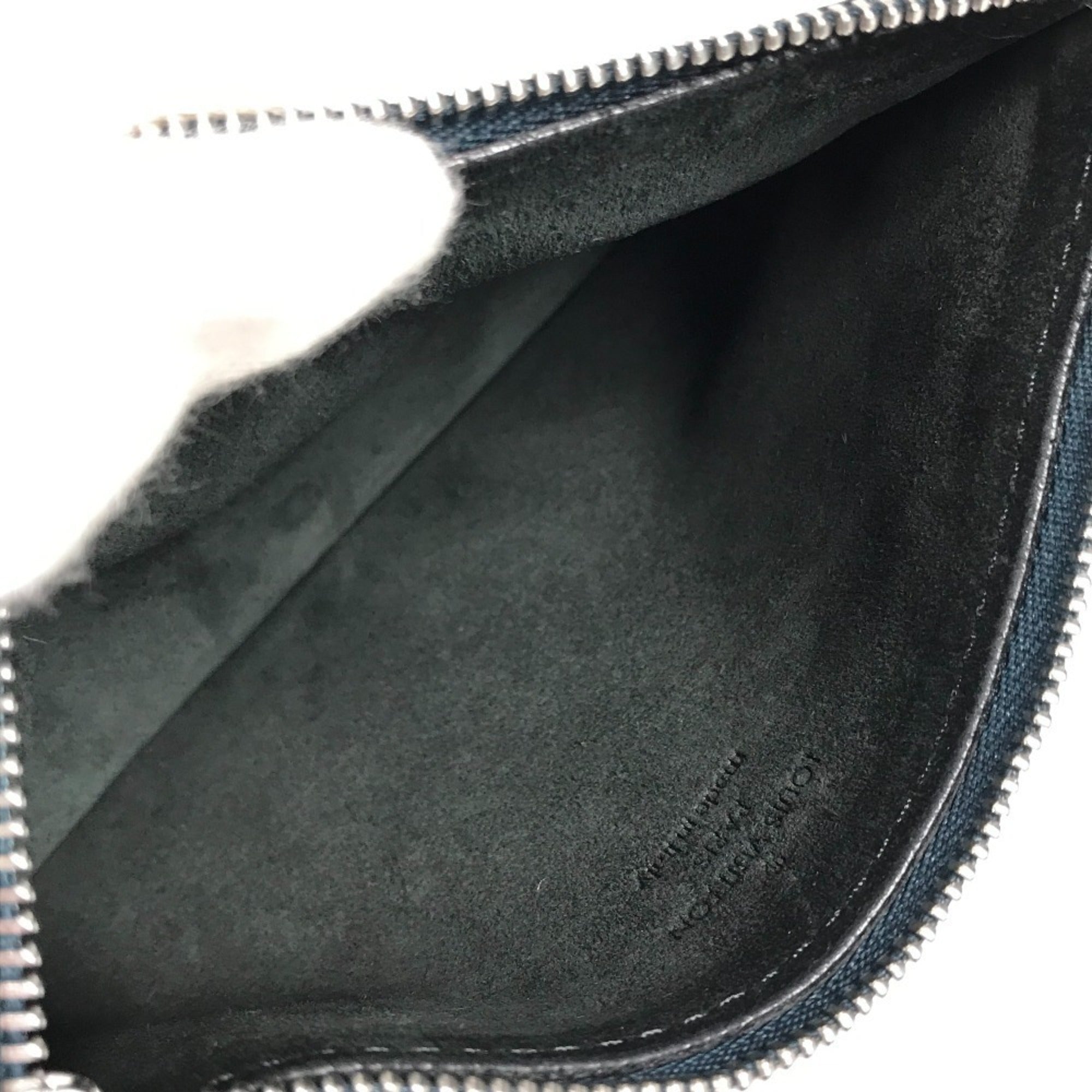 Louis Vuitton Blue Leather Pouch Shoulder Bag (Pre-Owned)