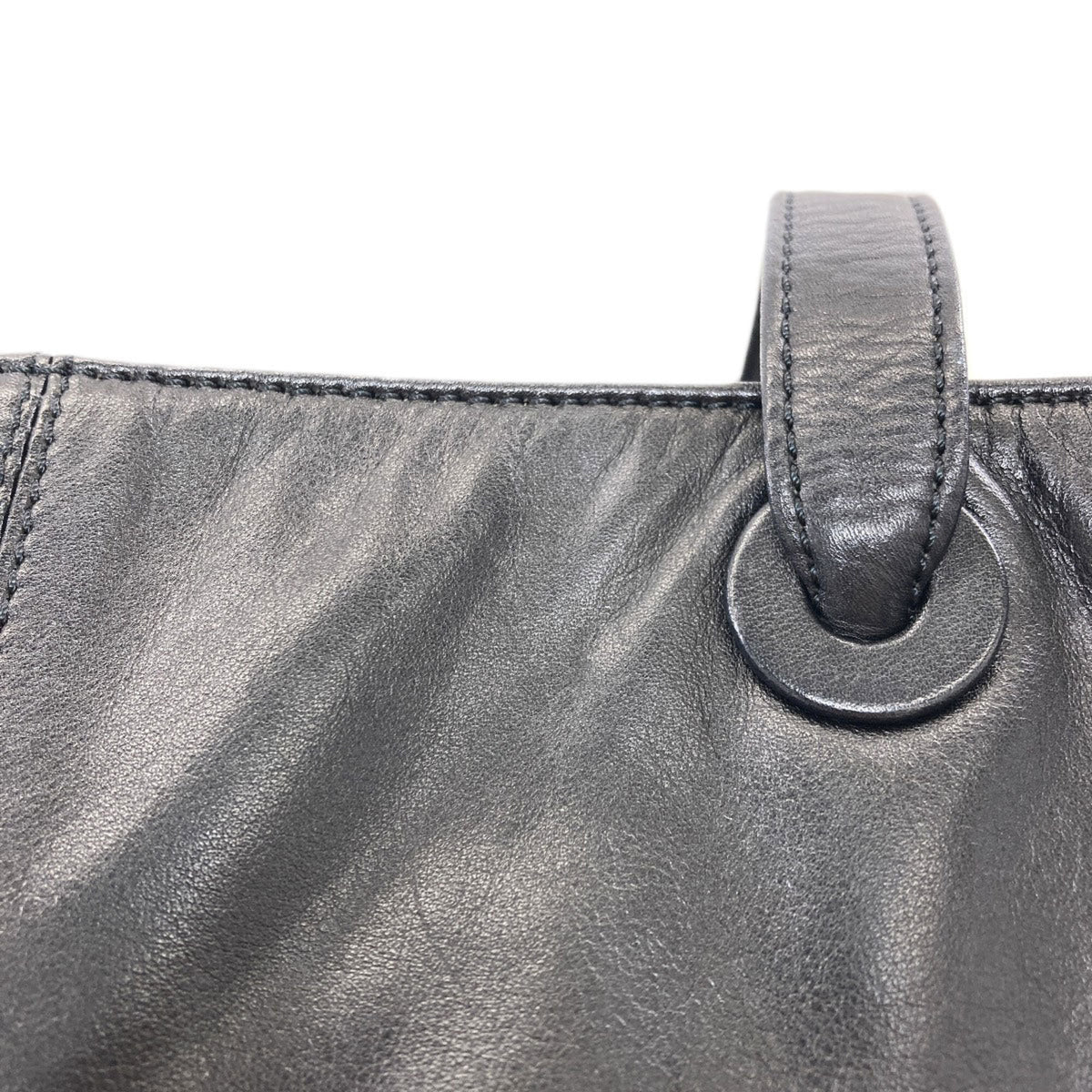 Chanel Black Leather Tote Bag (Pre-Owned)