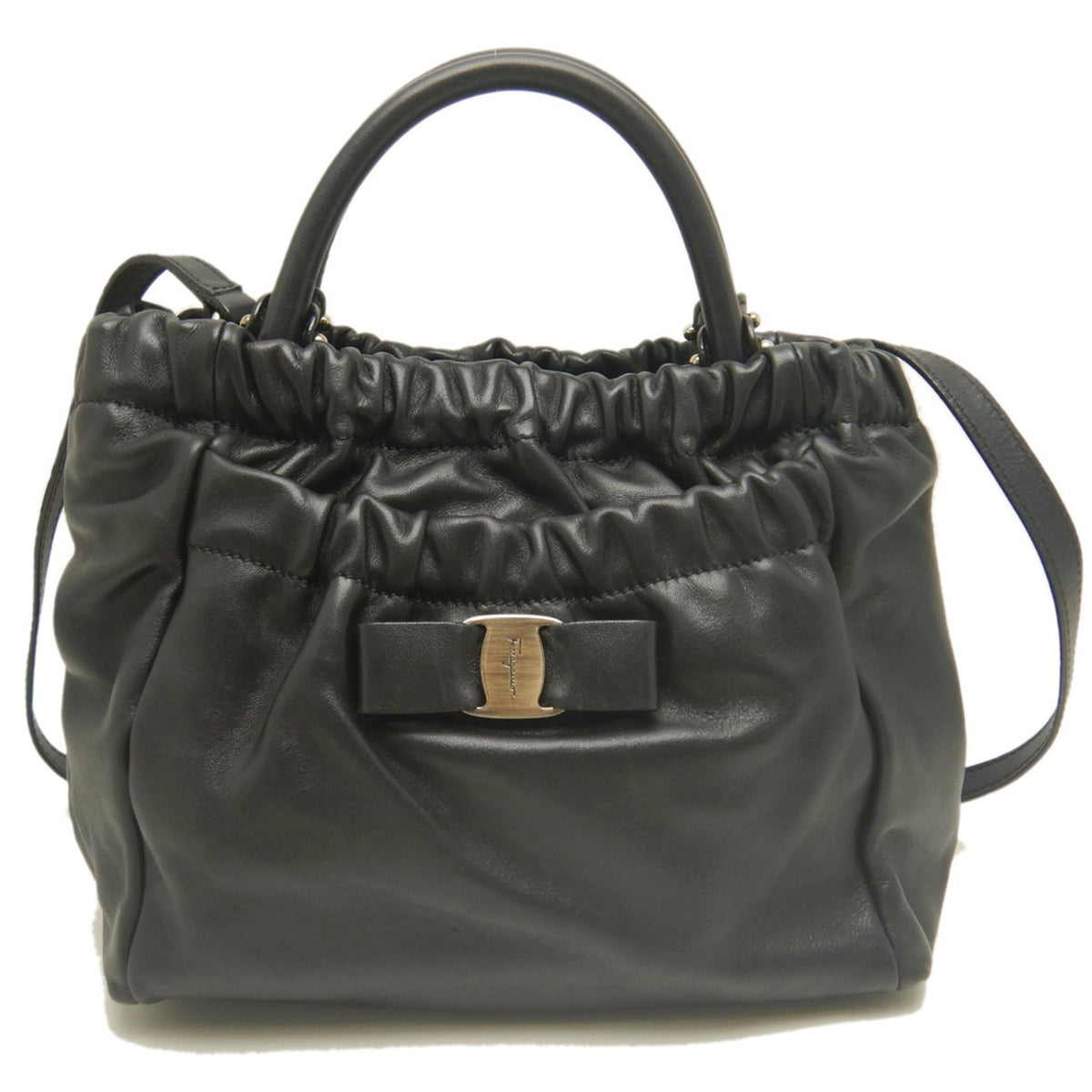 Salvatore Ferragamo Vara Black Leather Handbag (Pre-Owned)