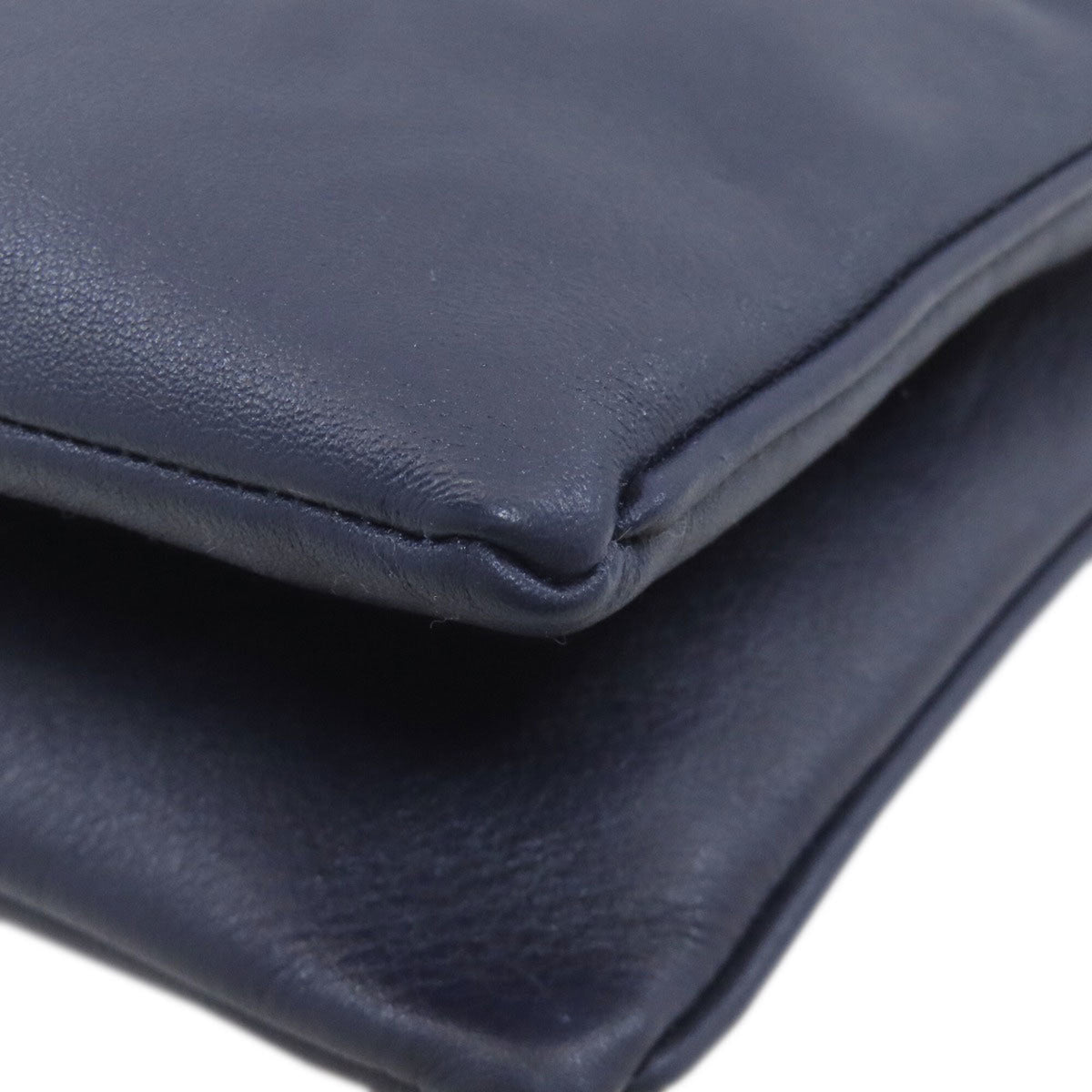 Bally Navy Leather Shoulder Bag (Pre-Owned)