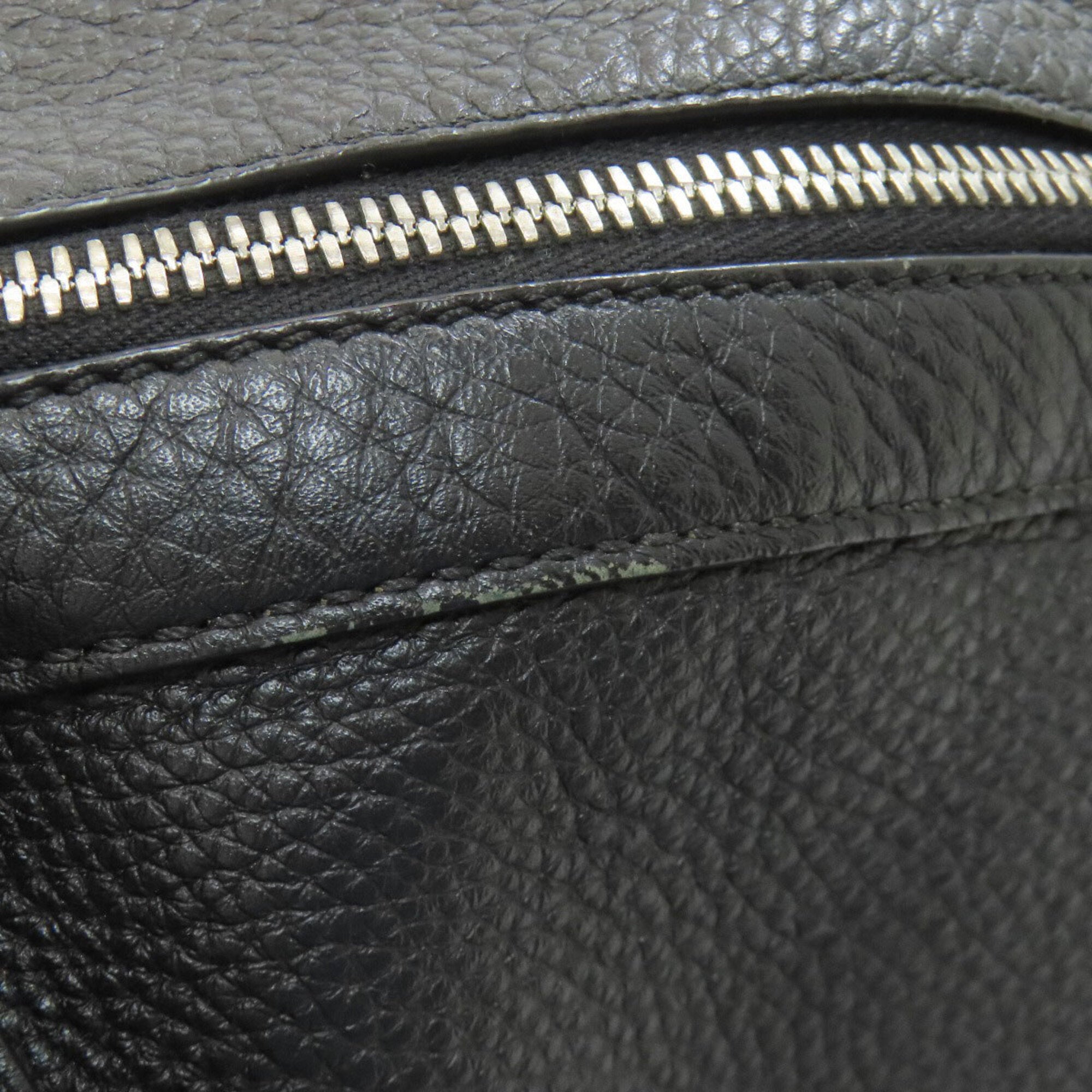 Fendi Black Leather Backpack (Pre-Owned)