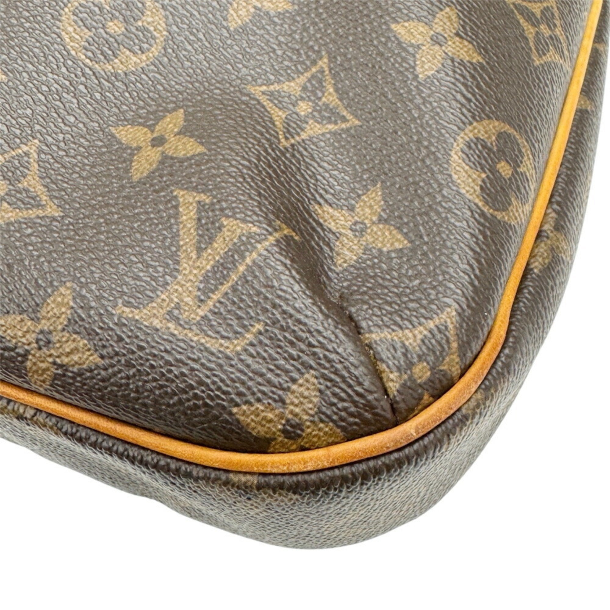 Louis Vuitton Brown Monogram Canvas Shoulder Bag (Pre-Owned)