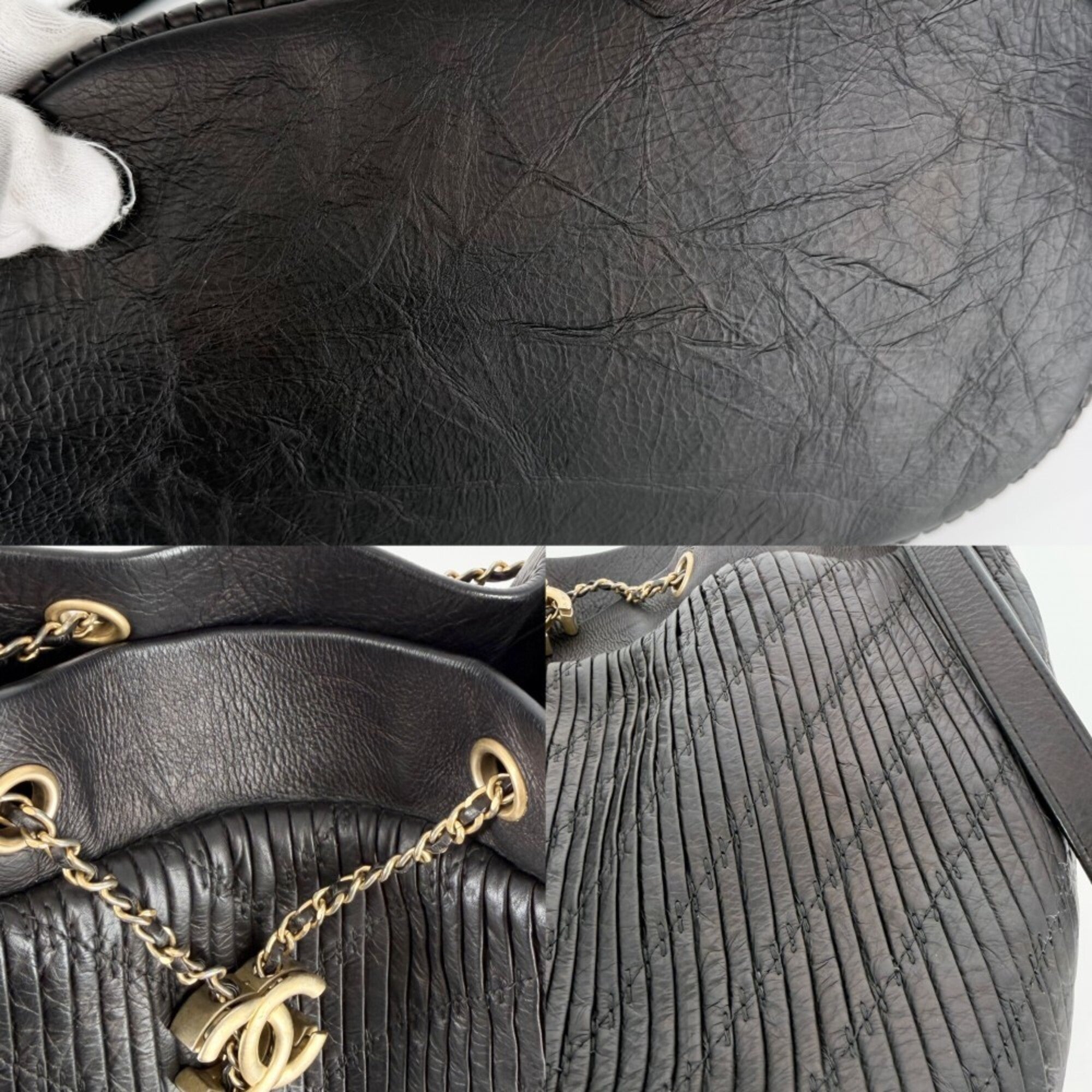 Chanel Black Leather Shoulder Bag (Pre-Owned)