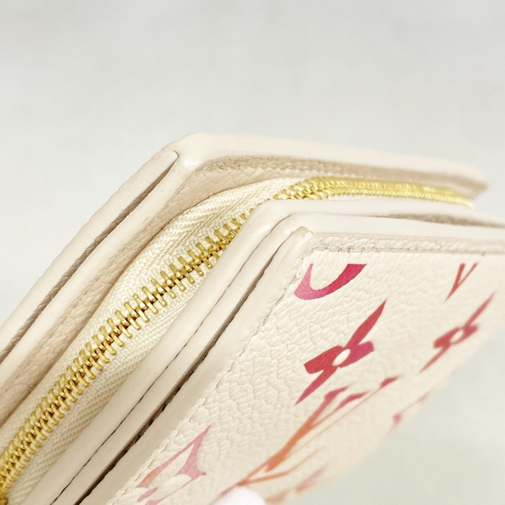 Louis Vuitton Beige Wallet (Bi-Fold) (Pre-Owned)