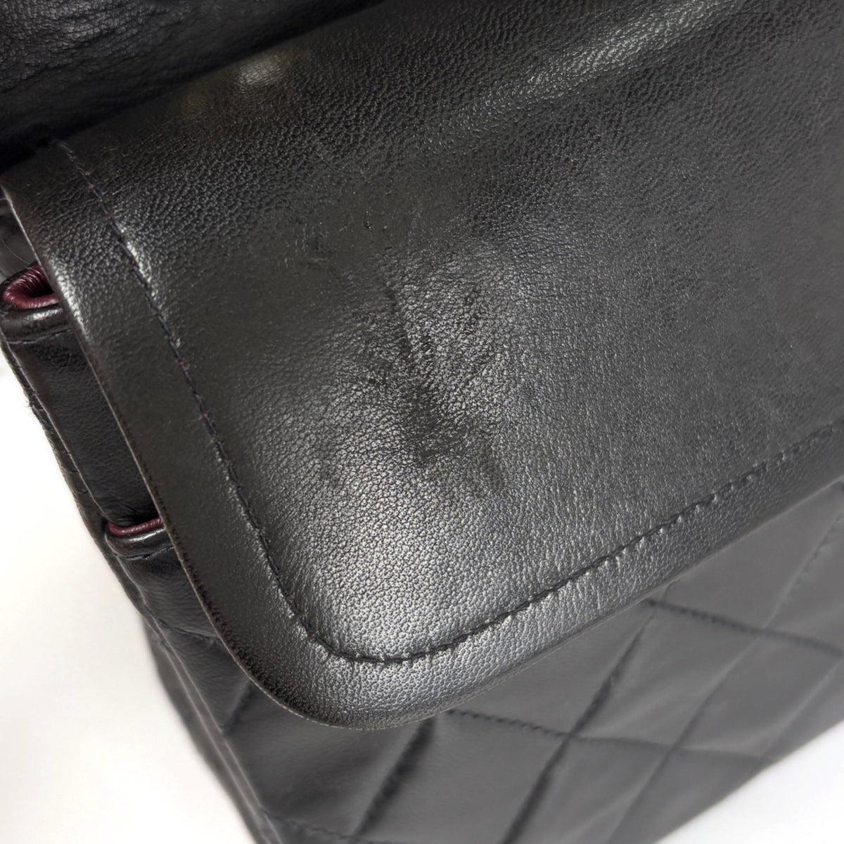 Chanel Matelasse Black Leather Shoulder Bag (Pre-Owned)