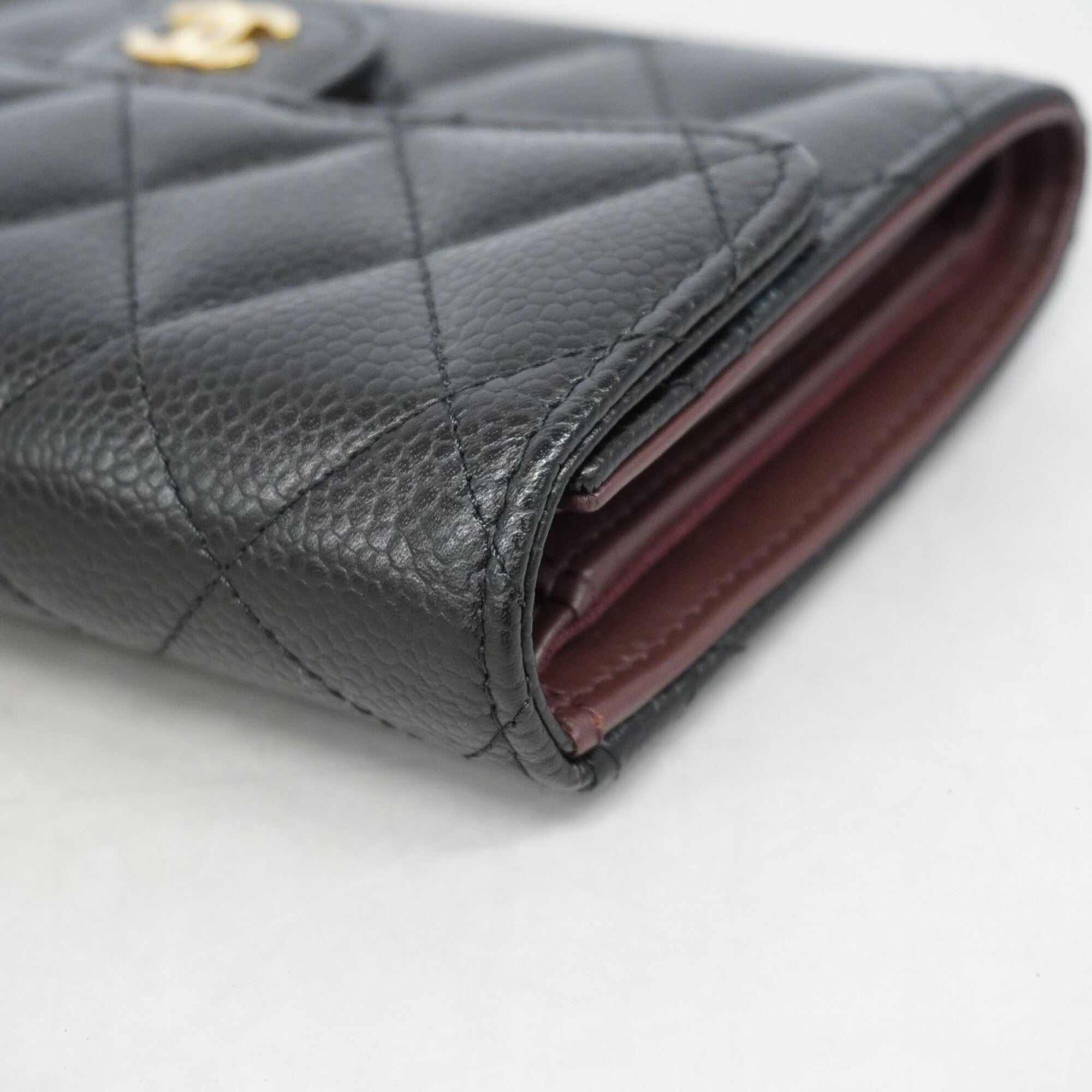 Chanel Black Grained Calfskin Wallet (Tri-Fold) (Pre-Owned)