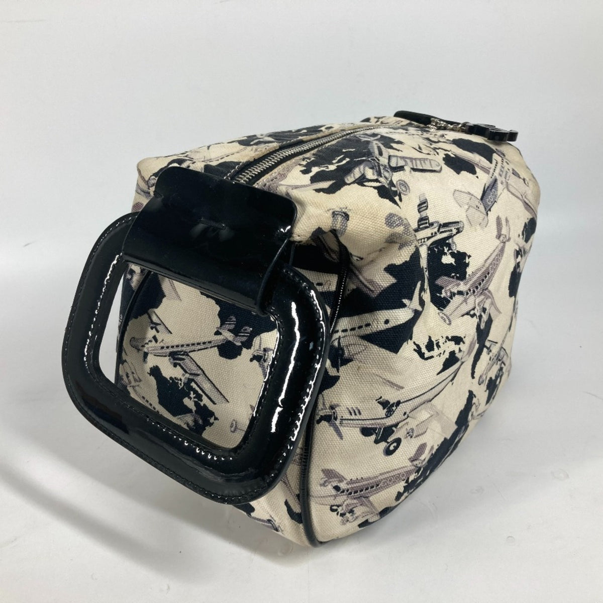 Chanel Black White Canvas Handbag (Pre-Owned)