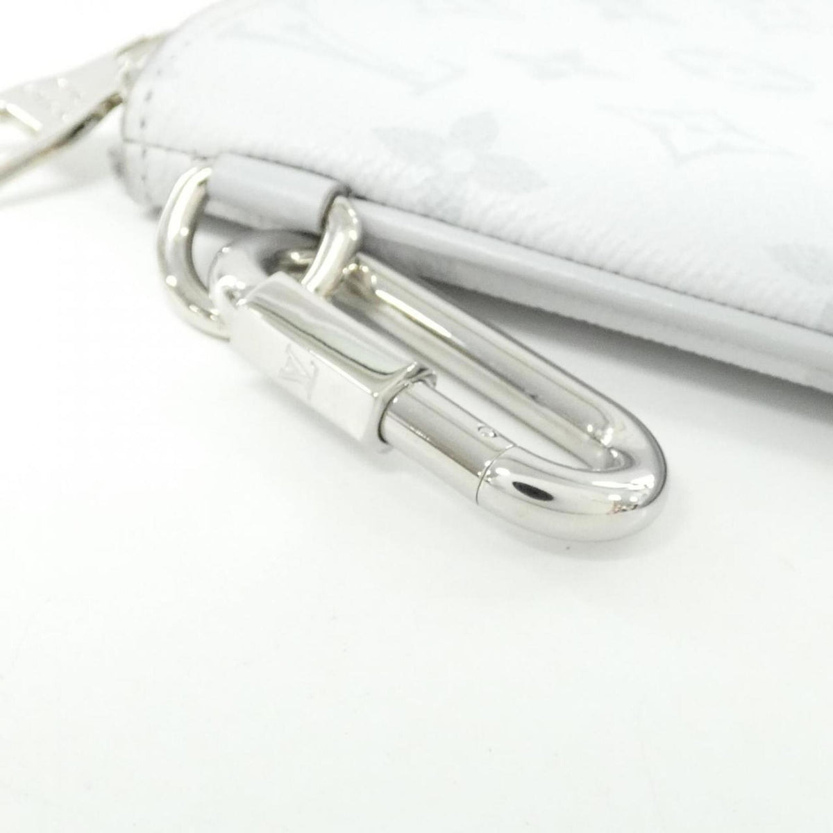 Louis Vuitton Gray Coated Canvas Pouch (Pre-Owned)