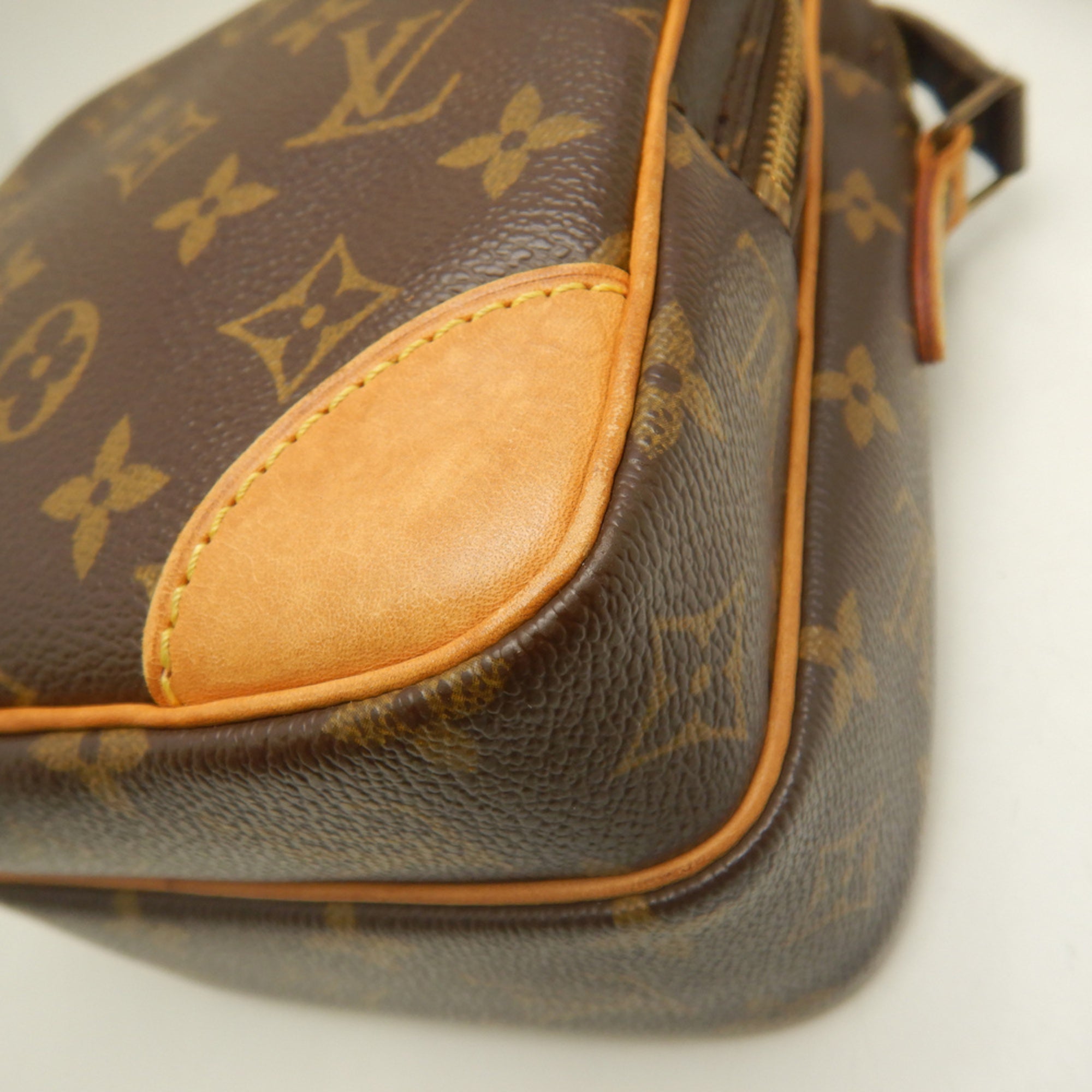 Louis Vuitton Monogram Brown Monogram Shoulder Bag (Pre-Owned)