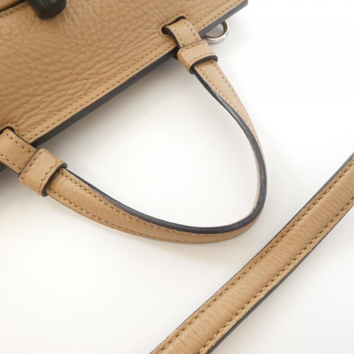 Gucci Beige Leather Handbag (Pre-Owned)