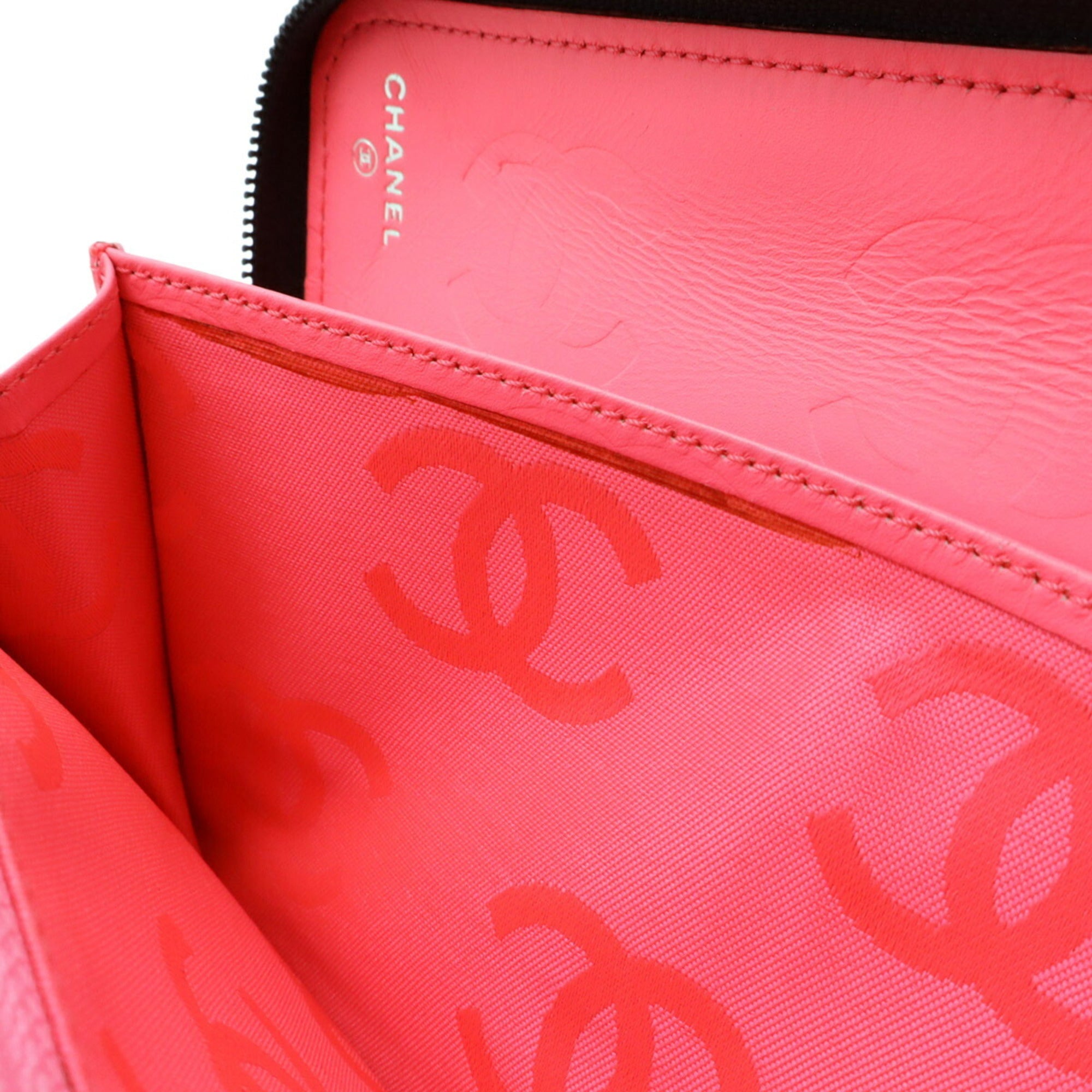 Chanel Black Pink White Leather Long Wallet (Bi-Fold) (Pre-Owned)
