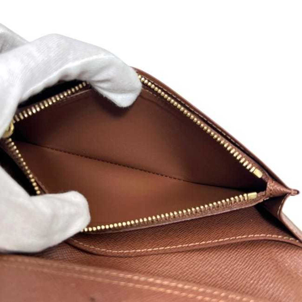 Louis Vuitton Monogram Brown Monogram Long Wallet (Bi-Fold) (Pre-Owned)