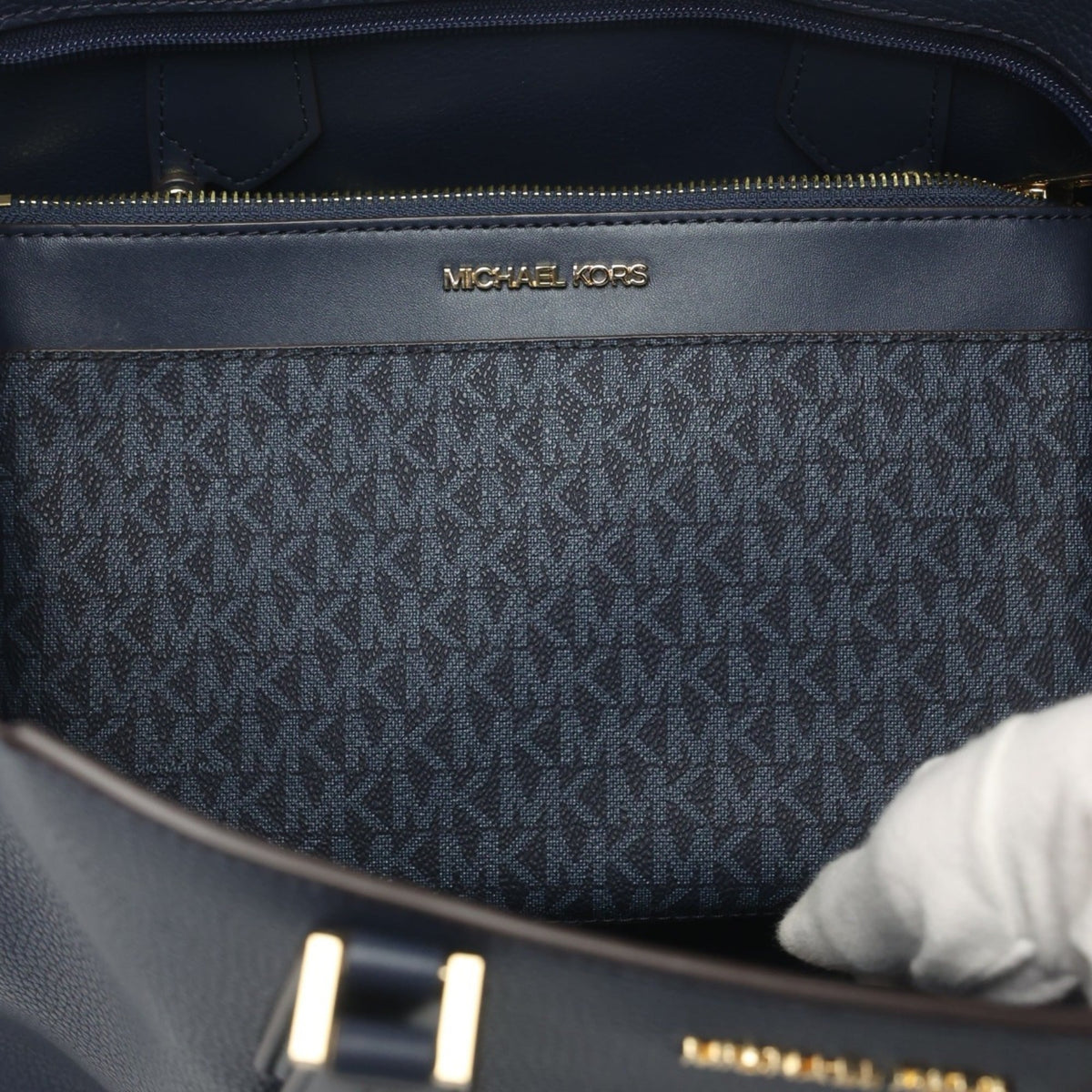 Michael Kors Navy Leather Shoulder Bag Tote Bag (Pre-Owned)