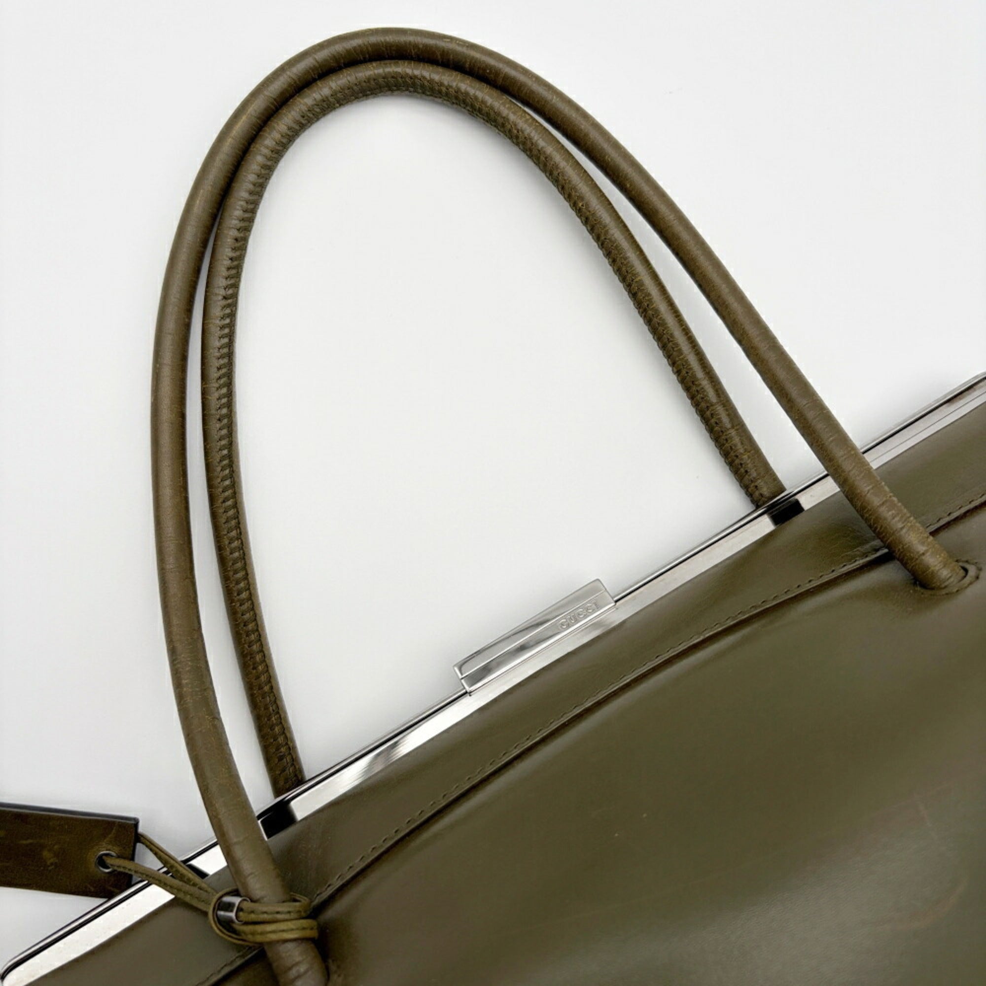 Gucci Green Khaki Olive Leather Handbag (Pre-Owned)