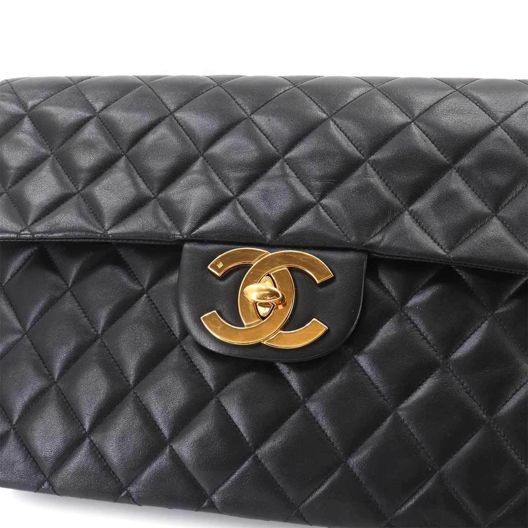 Chanel Matelasse Black Leather Handbag Shoulder Bag (Pre-Owned)