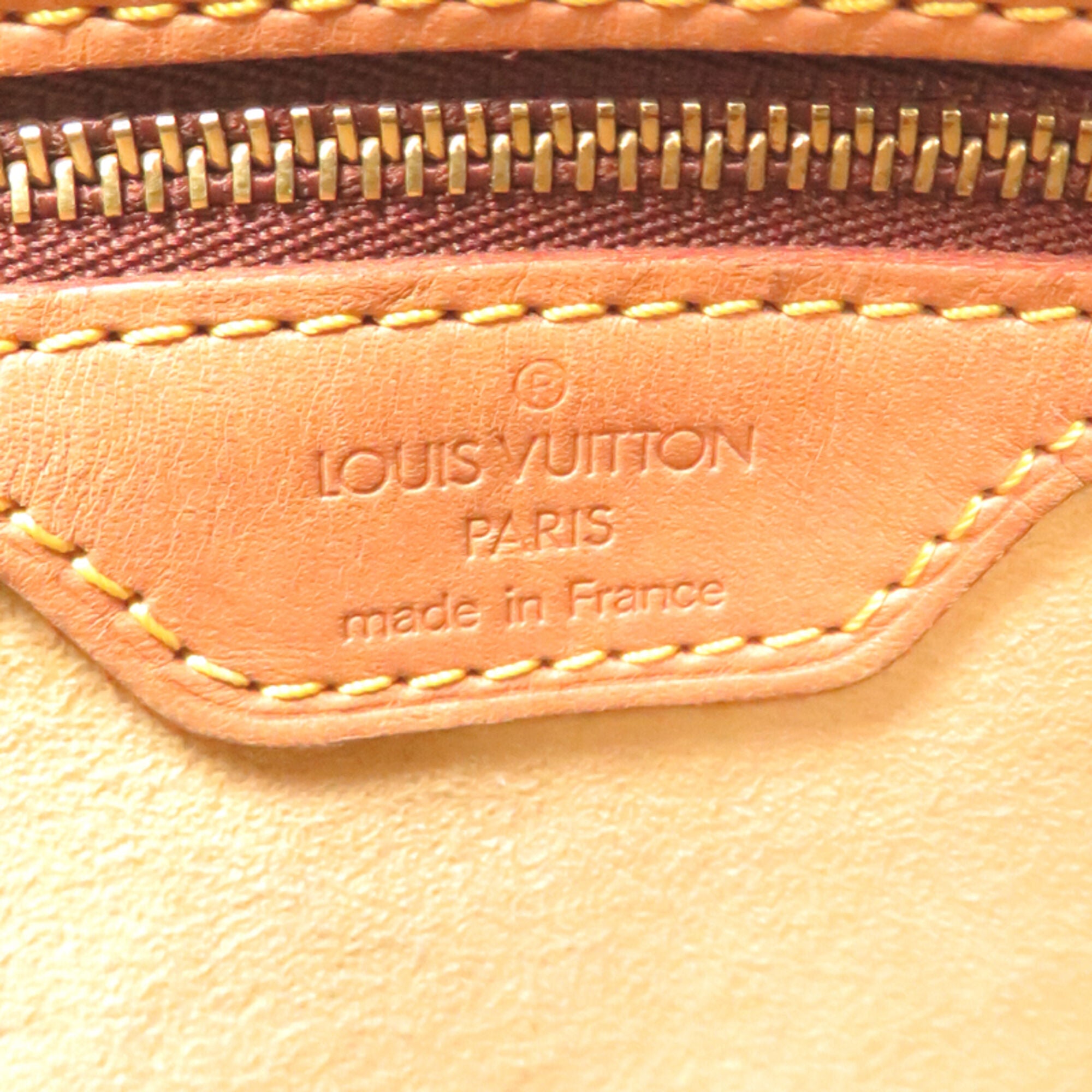 Louis Vuitton Brown Monogram Shoulder Bag (Pre-Owned)