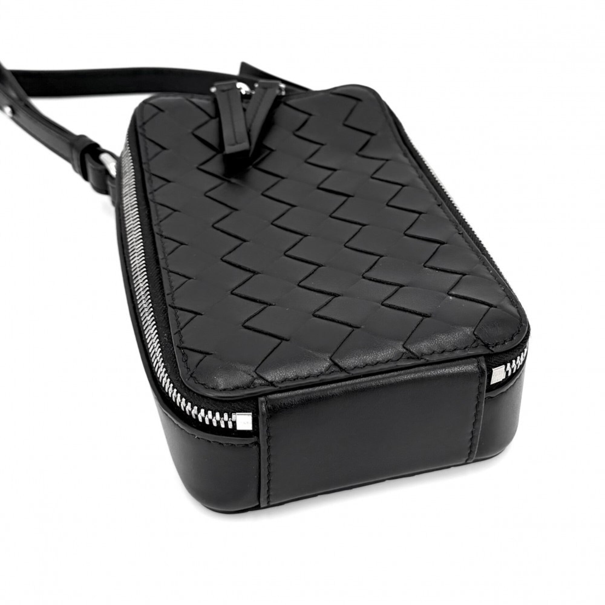 Bottega Veneta Black Leather Handbag Shoulder Bag (Pre-Owned)