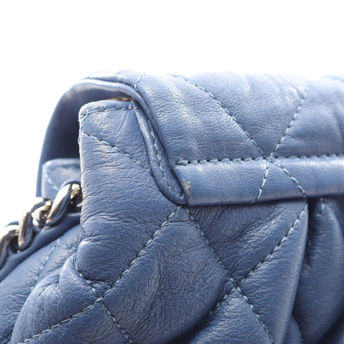 Chanel Matelasse Blue Leather Handbag Shoulder Bag (Pre-Owned)