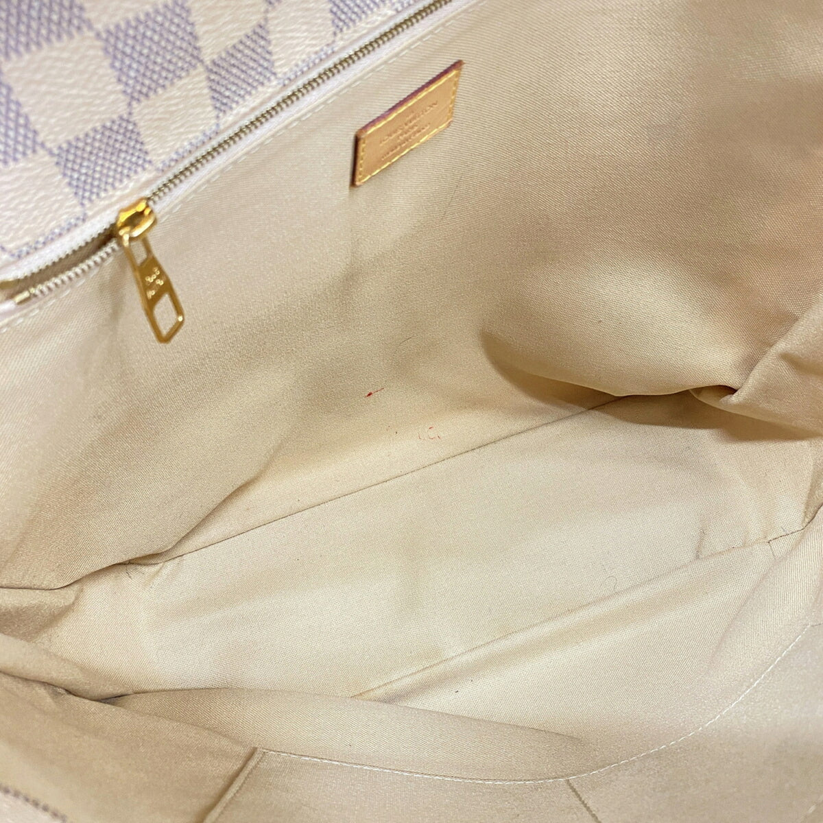 Louis Vuitton White Tote Bag (Pre-Owned)