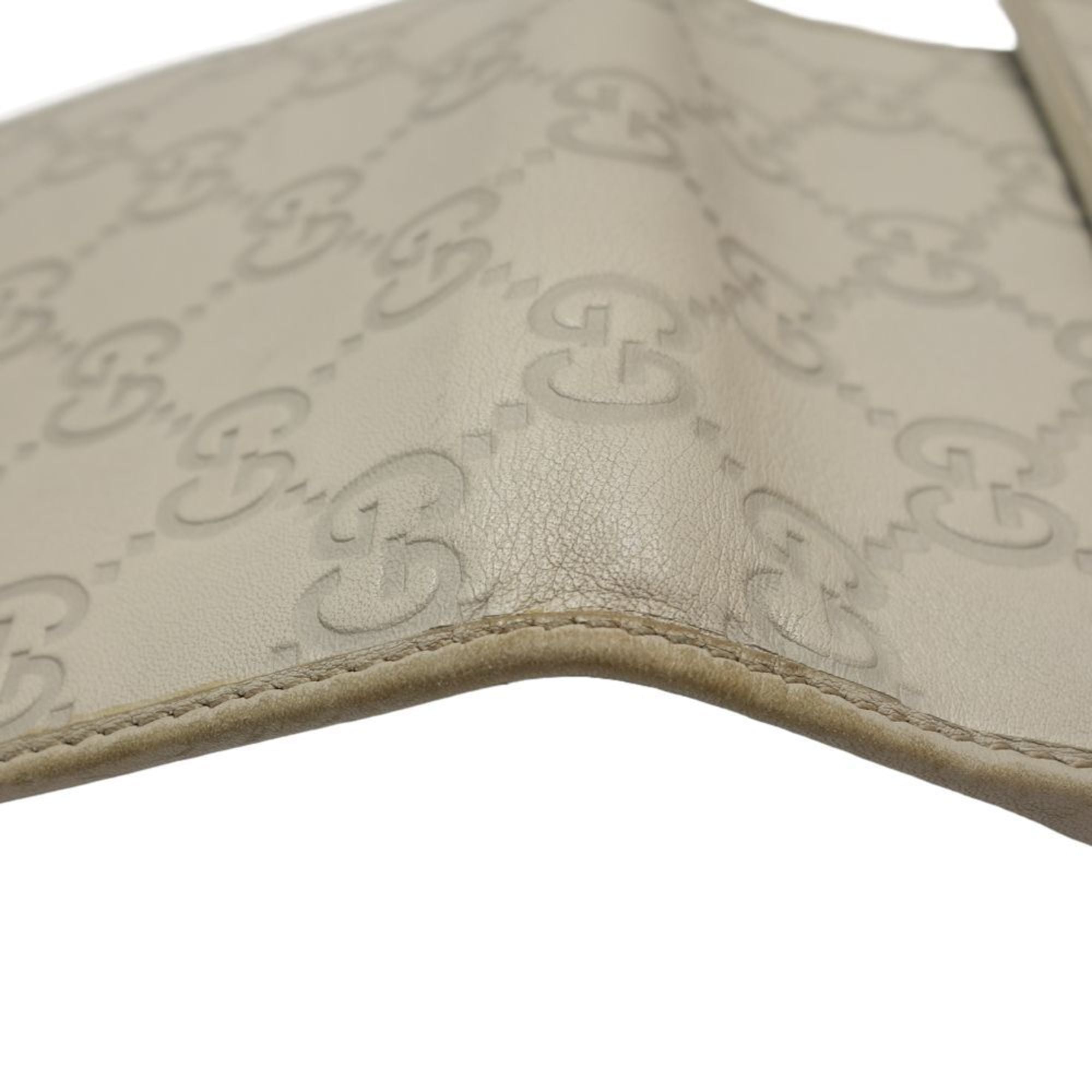 Gucci Ivory Leather Wallet (Bi-Fold) (Pre-Owned)