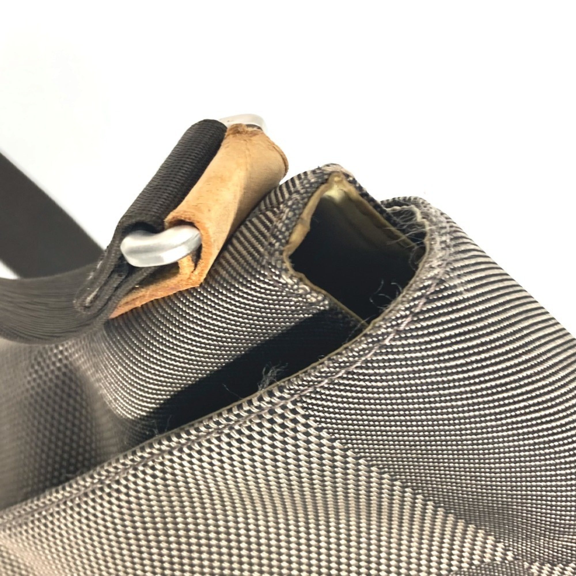Louis Vuitton Earth Khaki Damier Geant Messenger Bag Shoulder Bag (Pre-Owned)