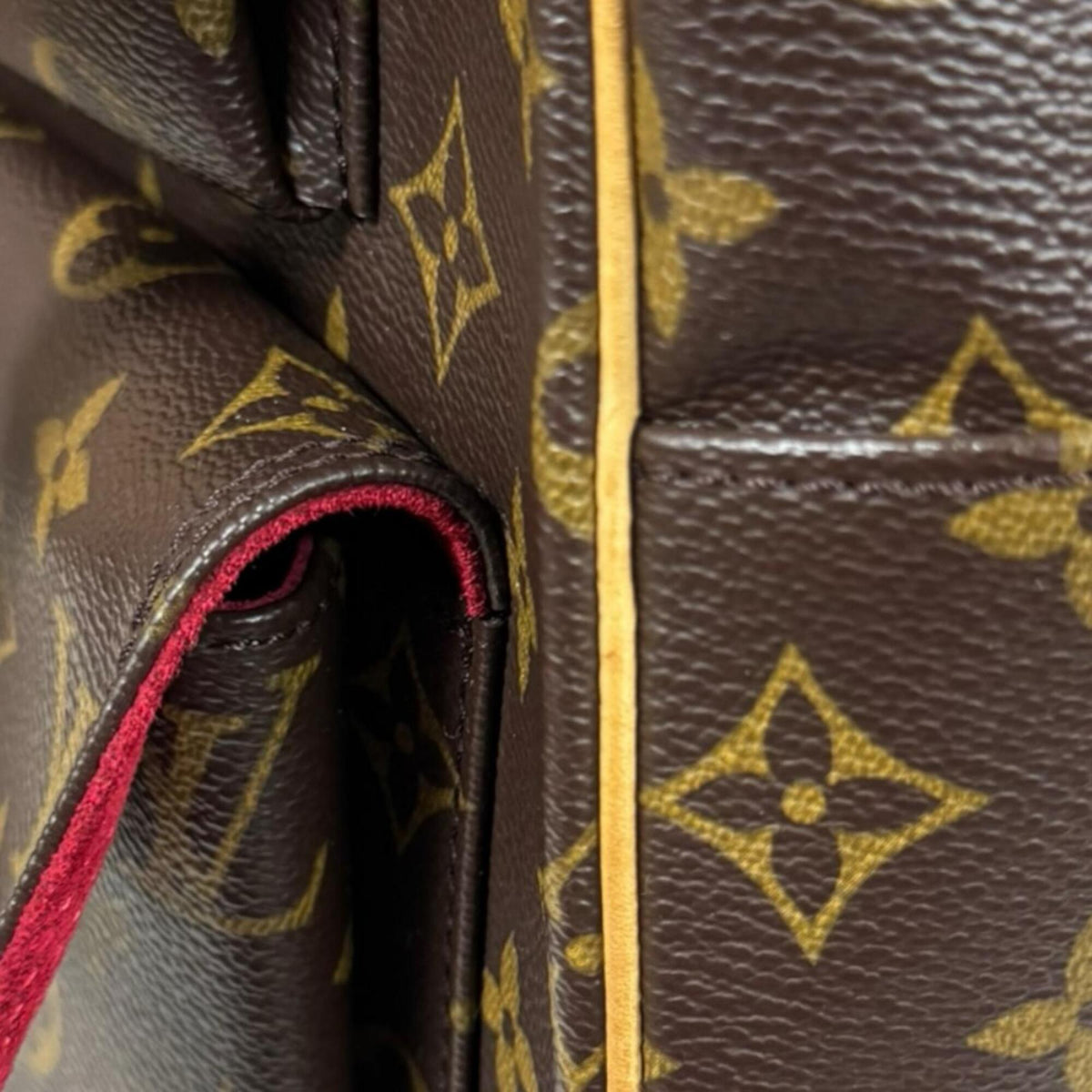 Louis Vuitton Brown Monogram Canvas Handbag (Pre-Owned)