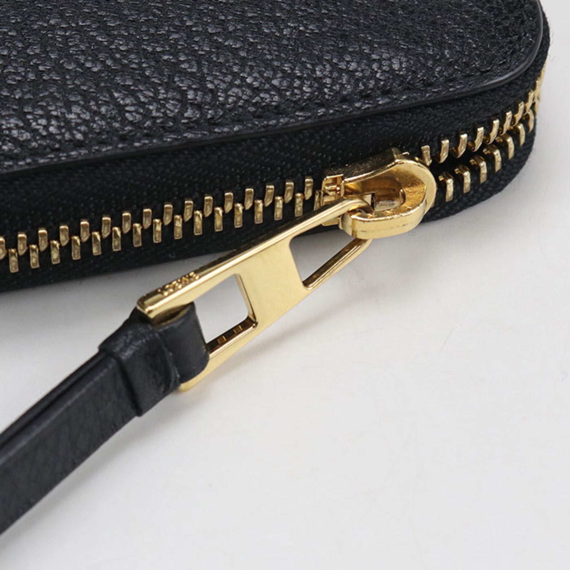 Loewe Black Leather Coin Purse/Coin Case (Pre-Owned)