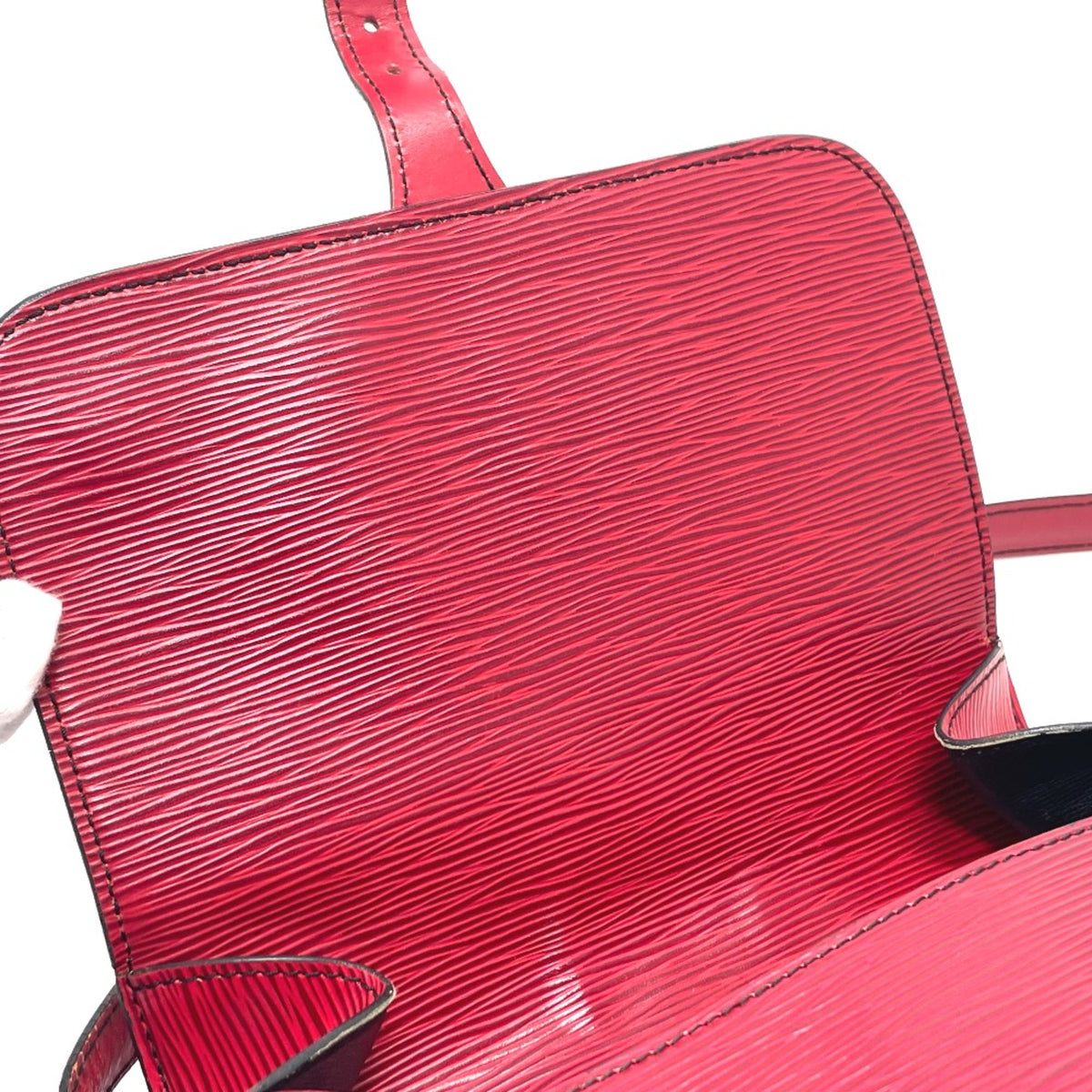 Louis Vuitton Red Leather Shoulder Bag (Pre-Owned)